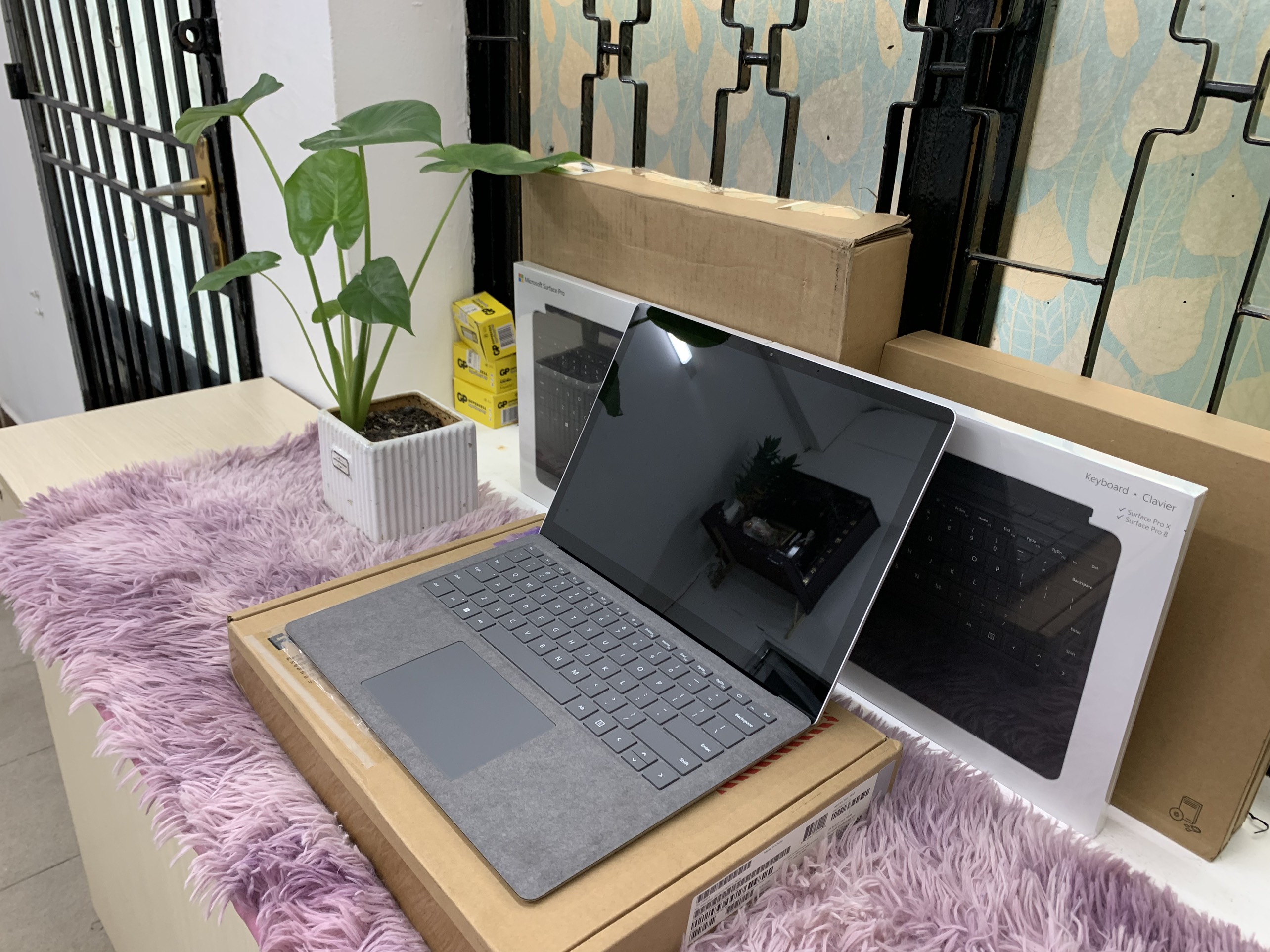 Surface Laptop 4 13.5" màn 2K