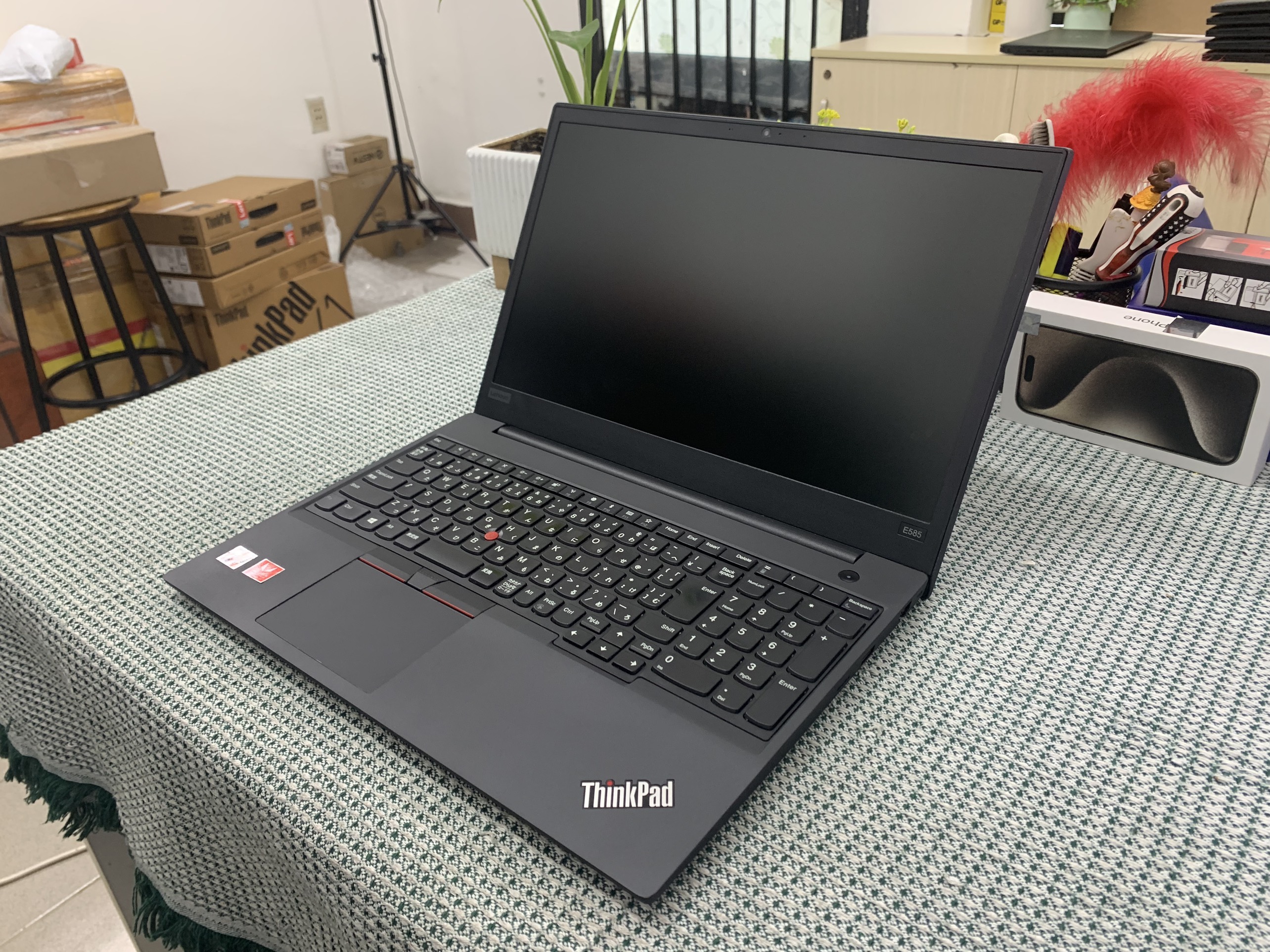ThinkPad E585 JP