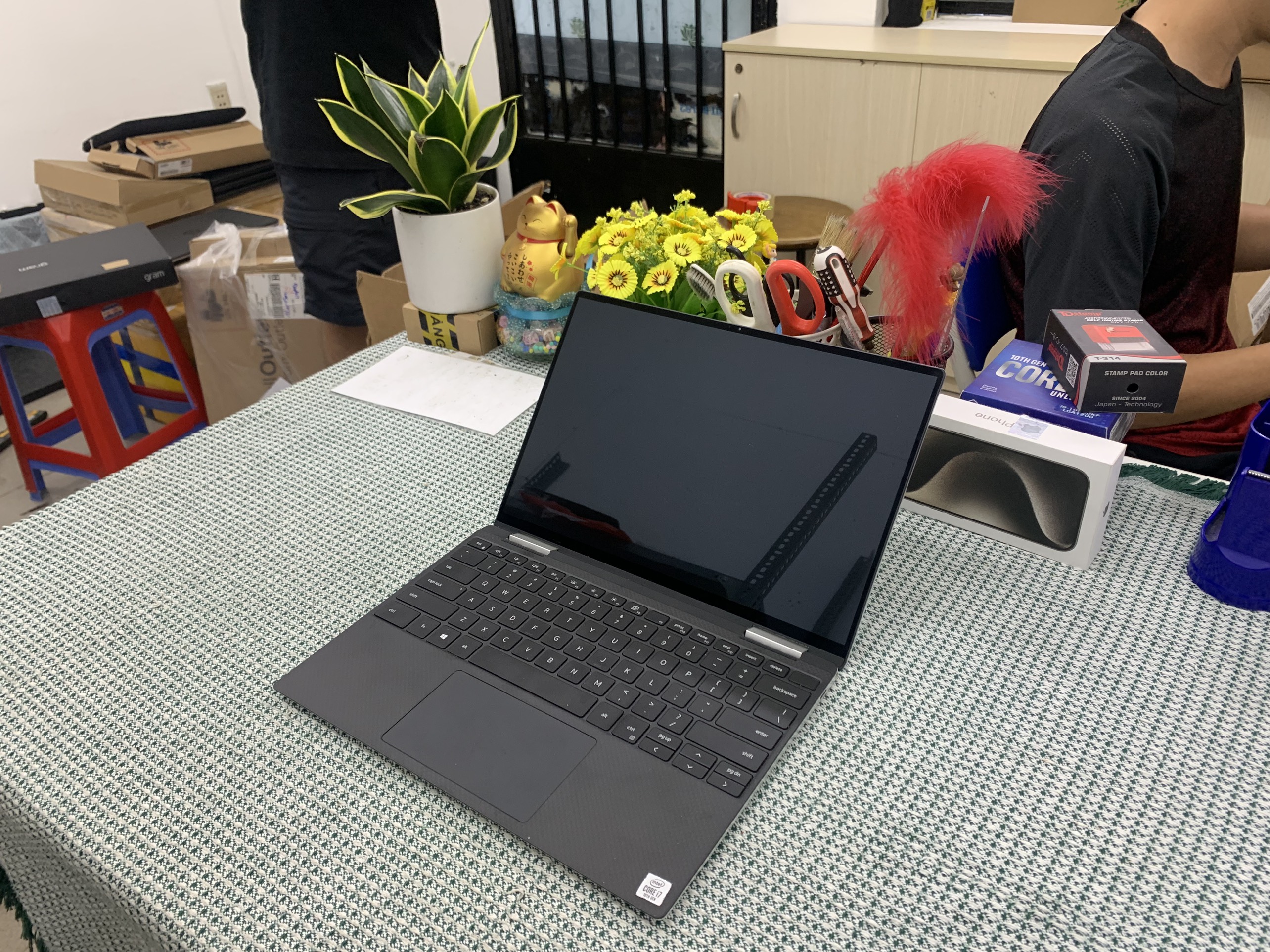Dell XPS 13 7390 2 in