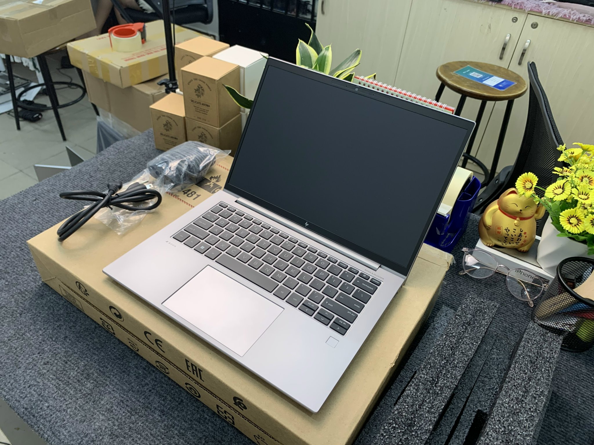 HP Zbook Firefly 14 G10