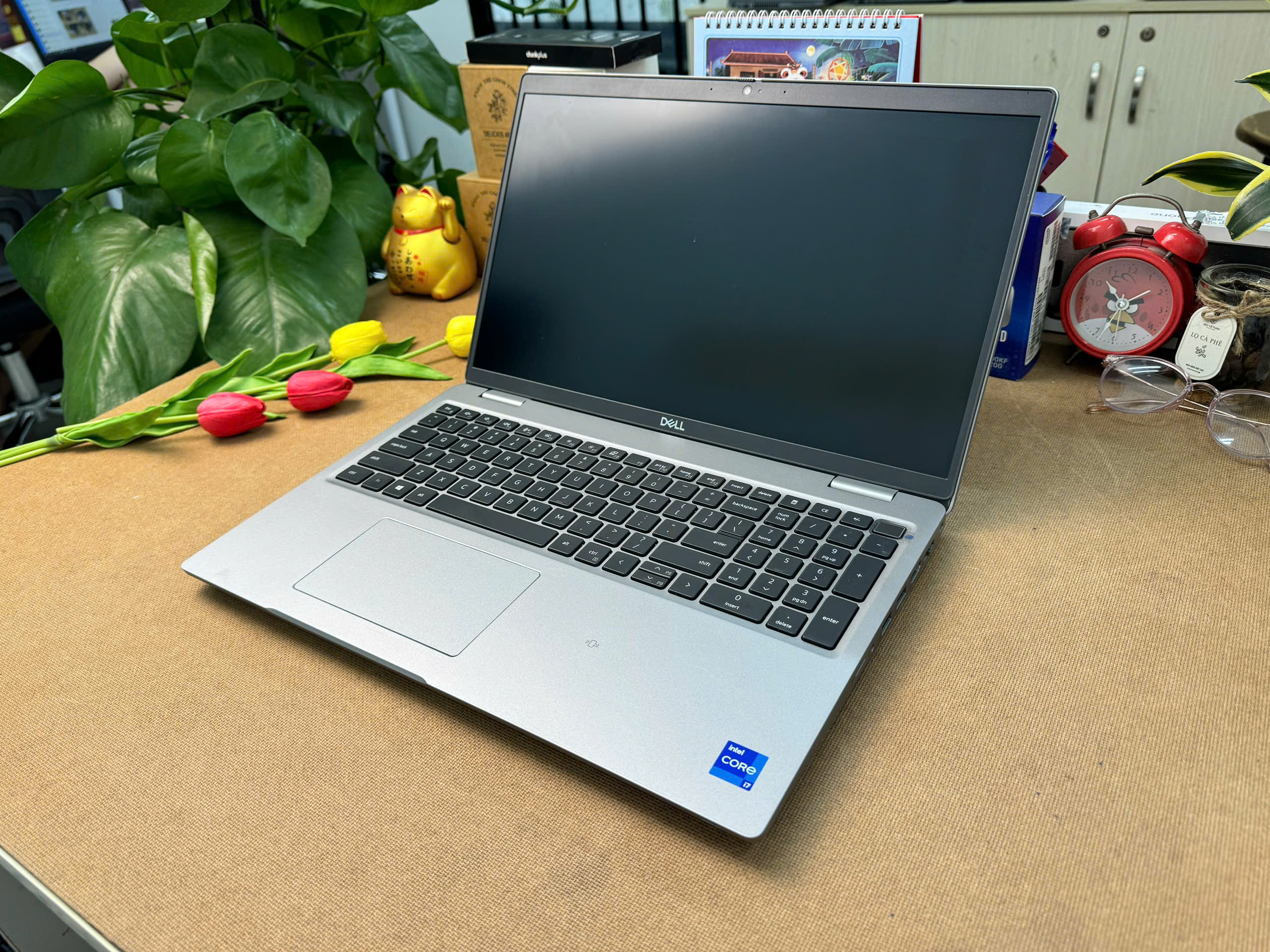 Dell Precision 3561