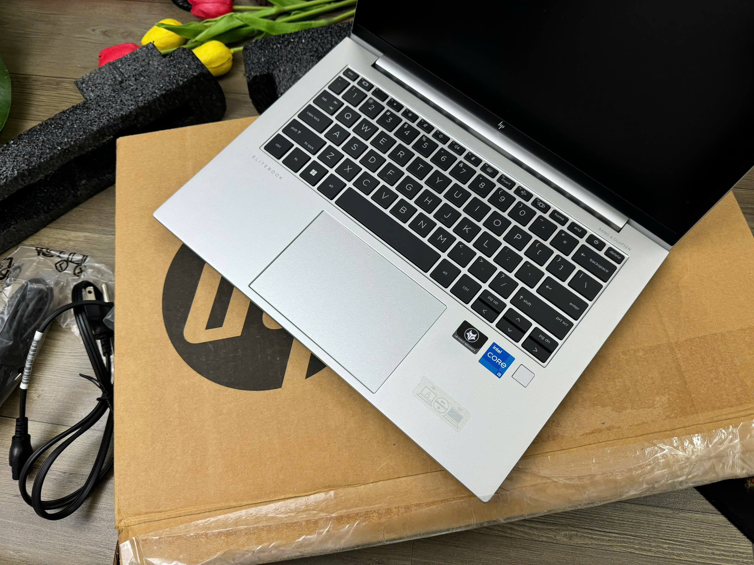 HP Elitebook 1040 G9 - Chuẩn NEW Fullbox - BH US 04-2025