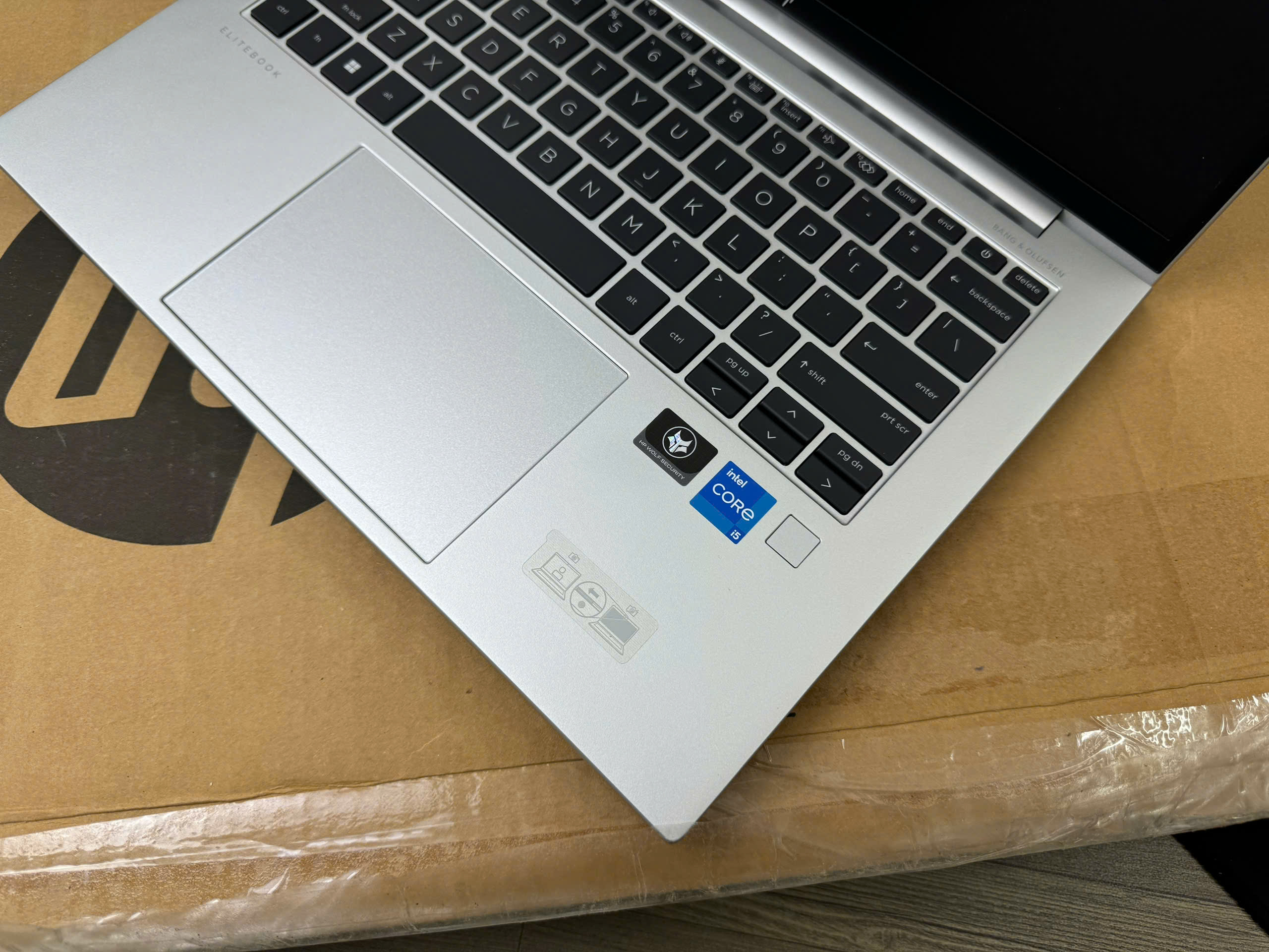 HP Elitebook 1040 G9 - Chuẩn NEW Fullbox - BH US 04-2025