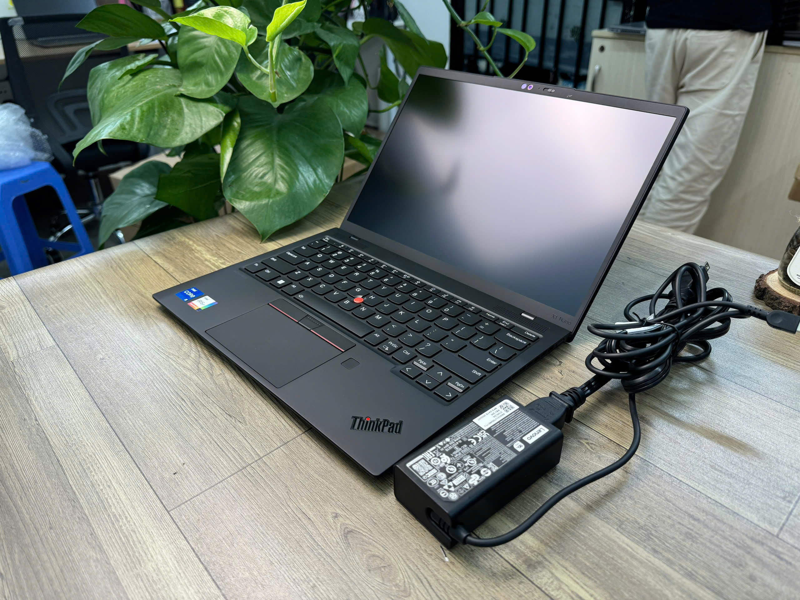 Thinkpad X1 Nano Gen 3 - NEW OUTLET chưa sử dụng - BH US 06-2025