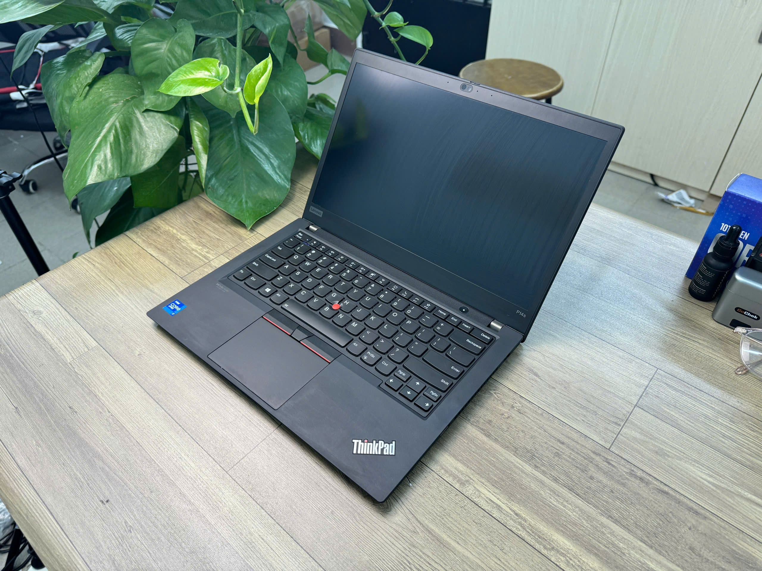 Thinkpad P14s Gen 2