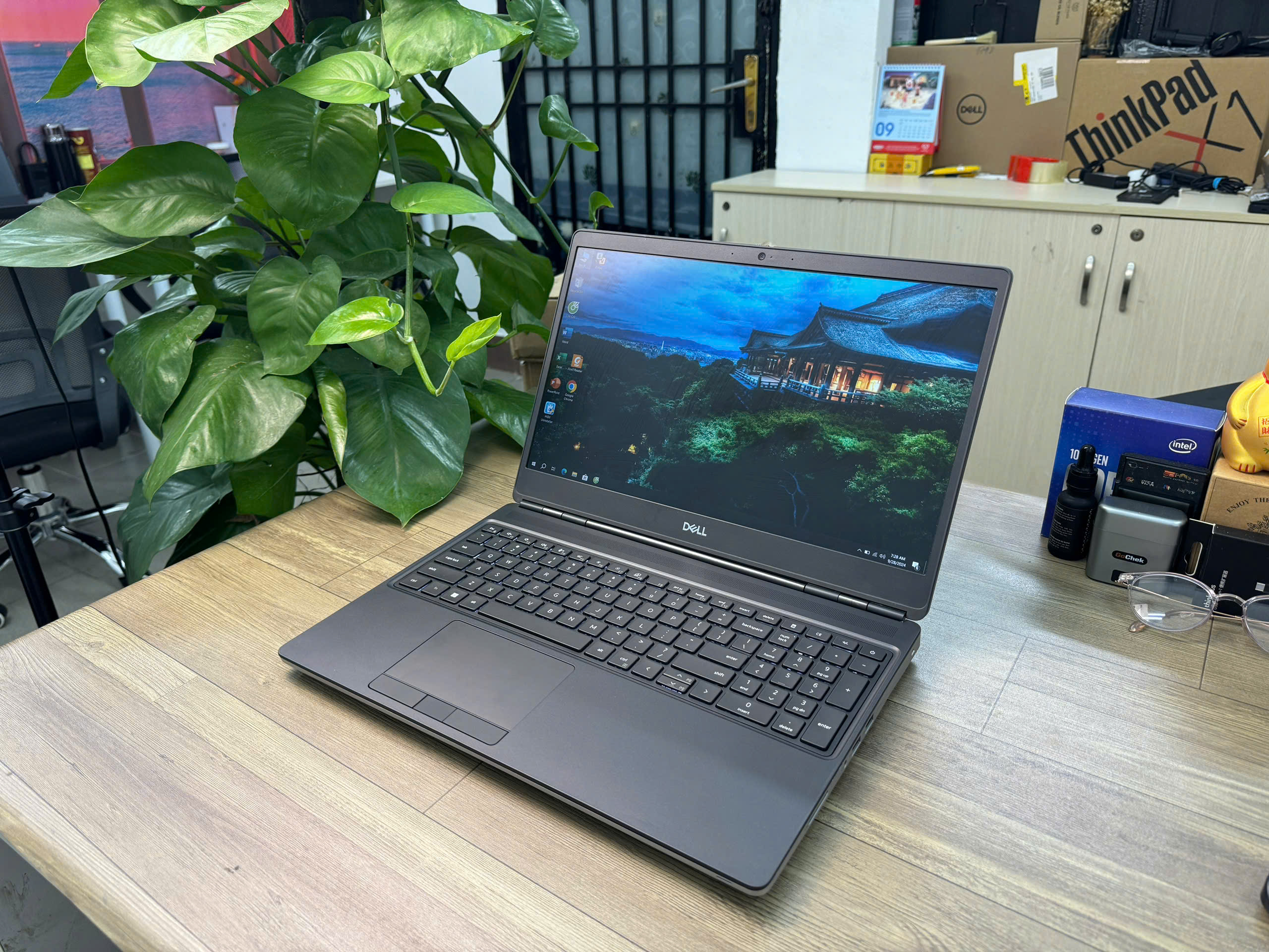 Dell Precision 7560