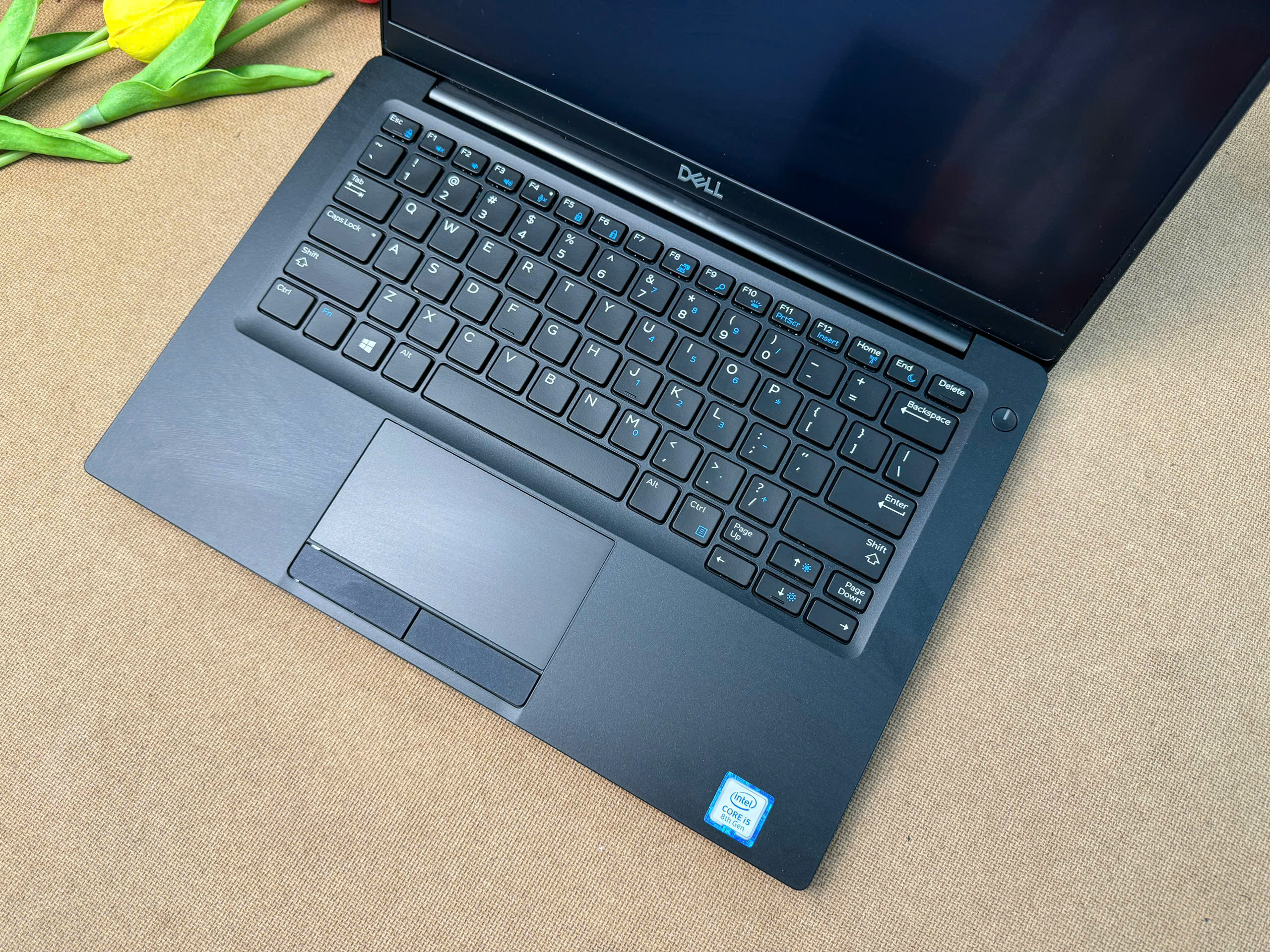 Dell Latitude 7390