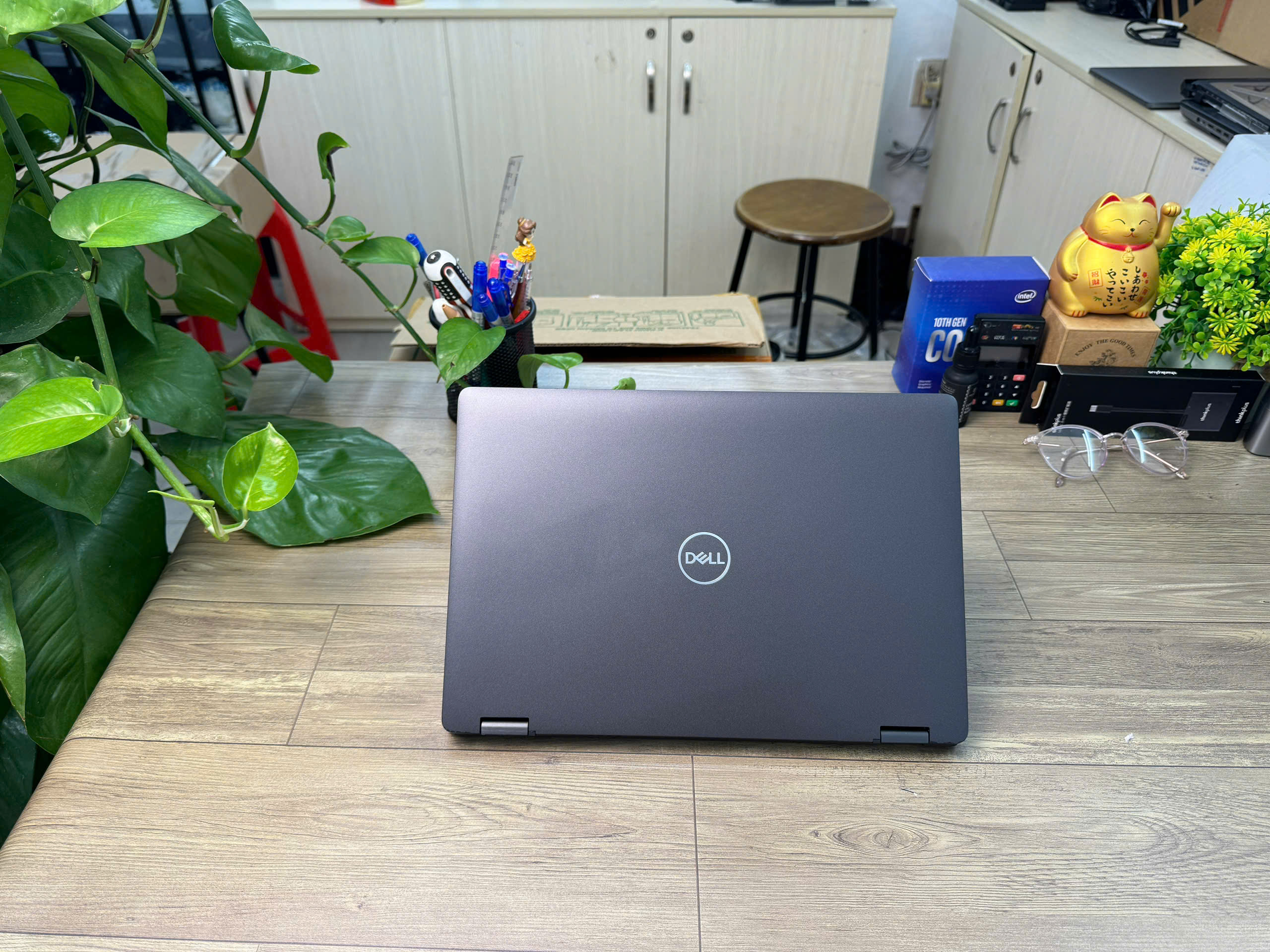 Dell Latitude 5300  bản 2in1