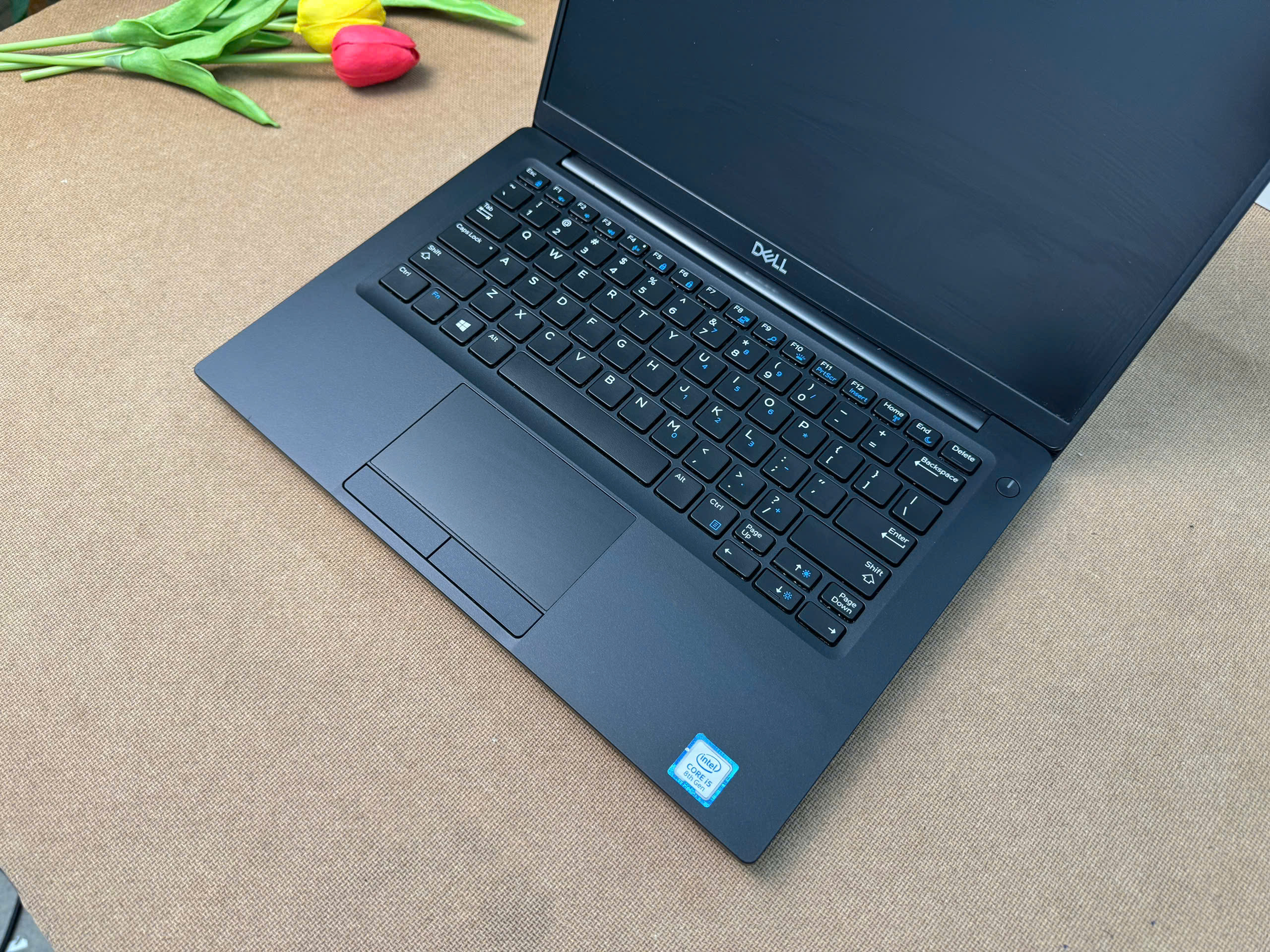 Dell Latitude 7390