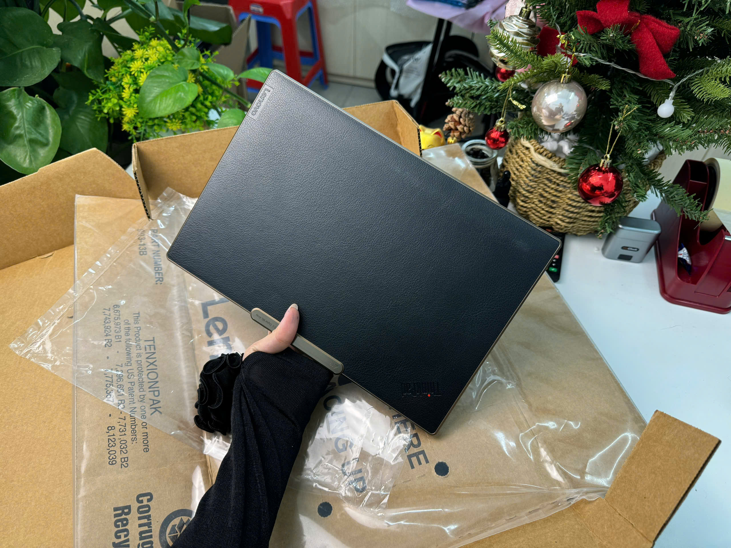 Thinkpad Z13 Gen 1 ( bản DA)