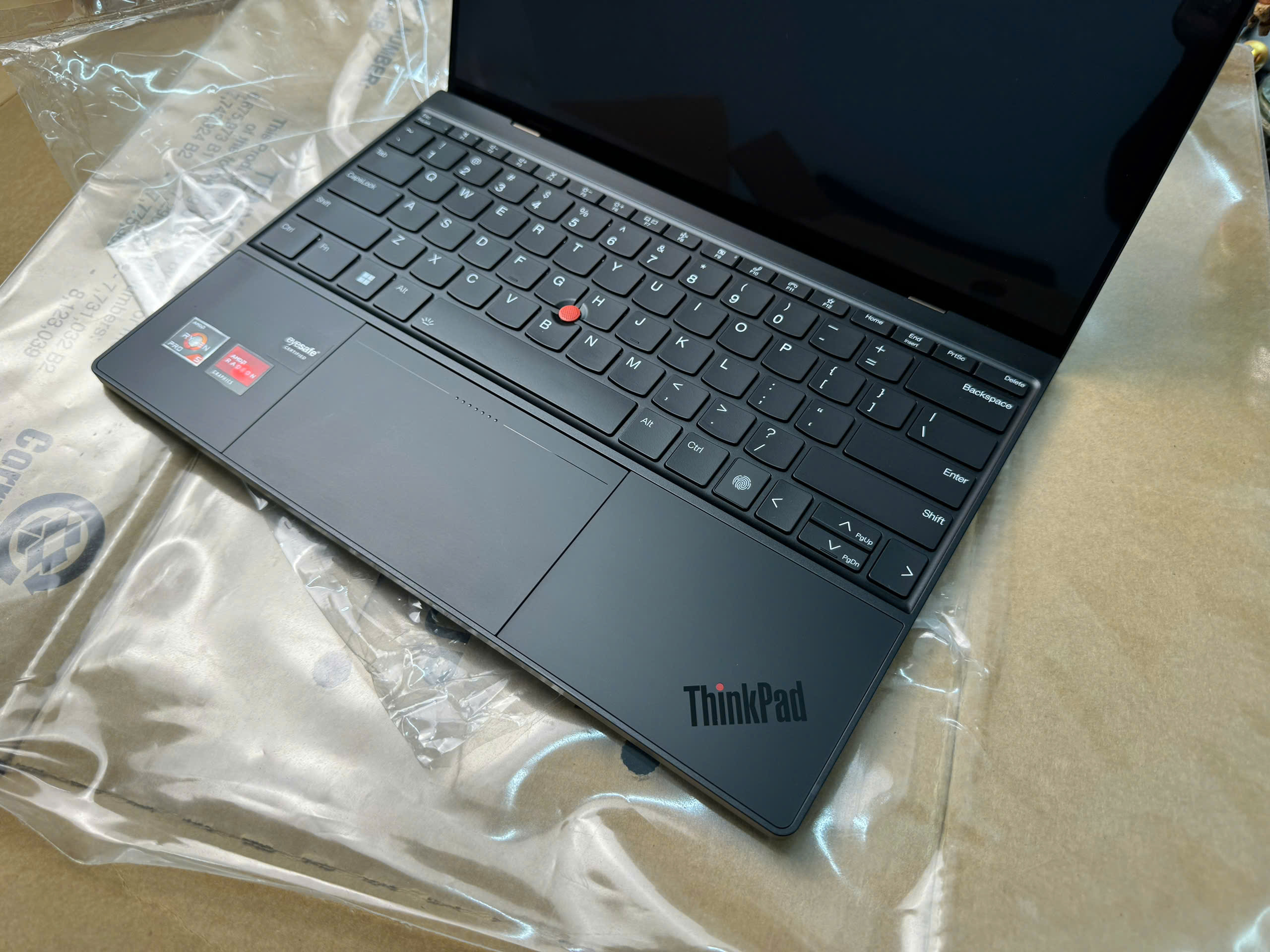 Thinkpad Z13 Gen 1 ( bản DA)