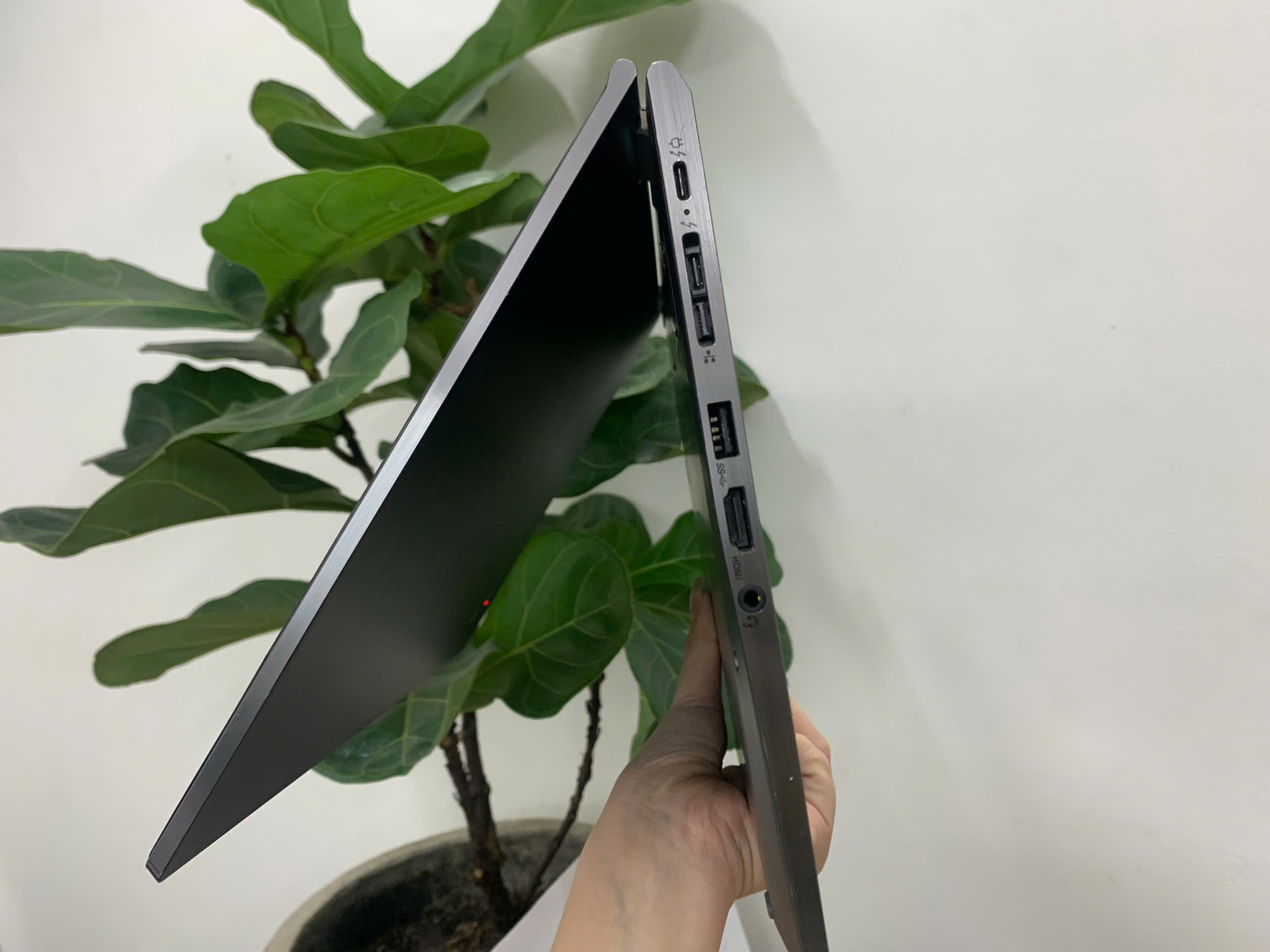 Thinkpad X1 Yoga Gen 4 KÈM BÚT