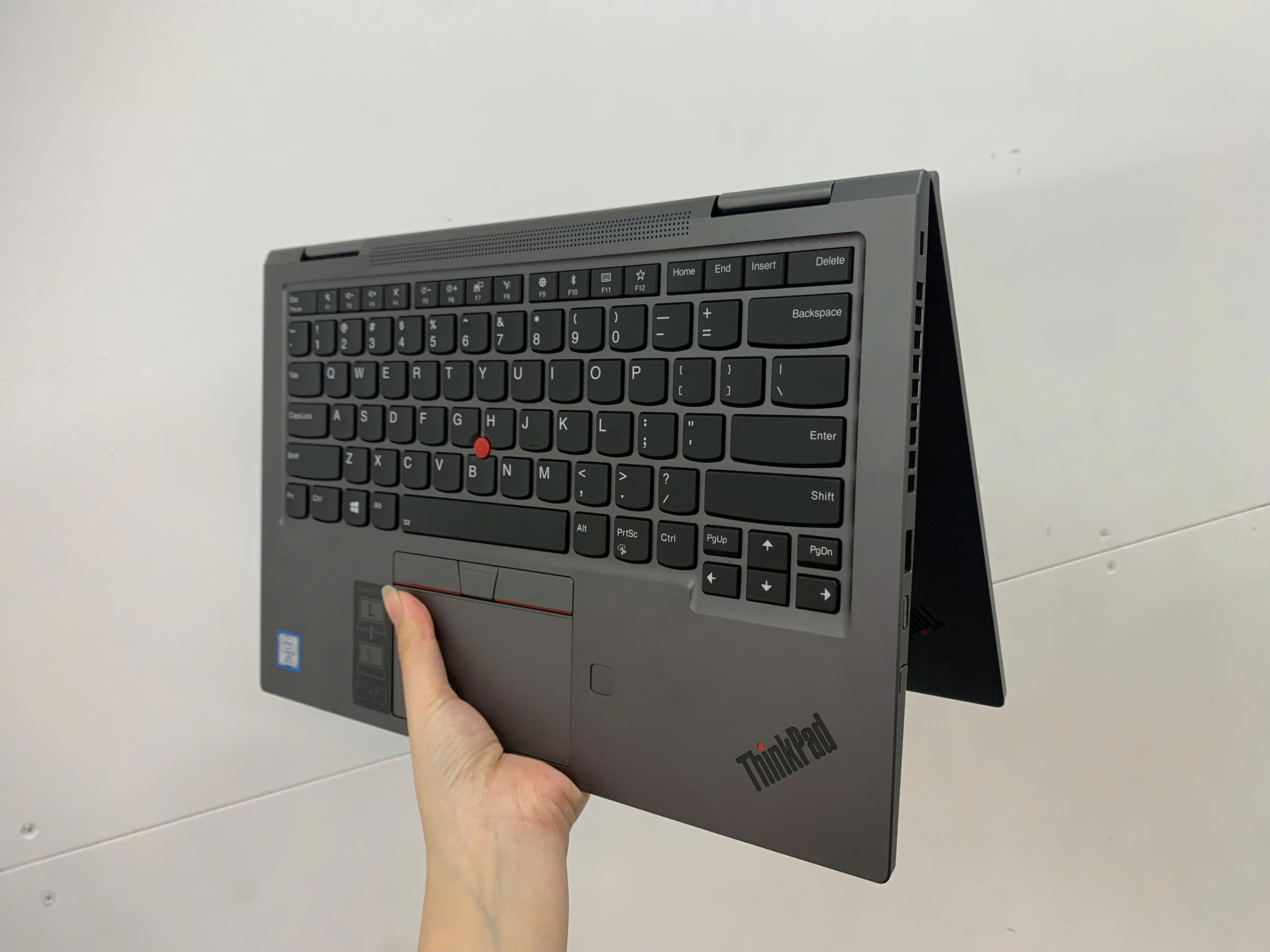 Thinkpad X1 Yoga Gen 4 Kèm Bút