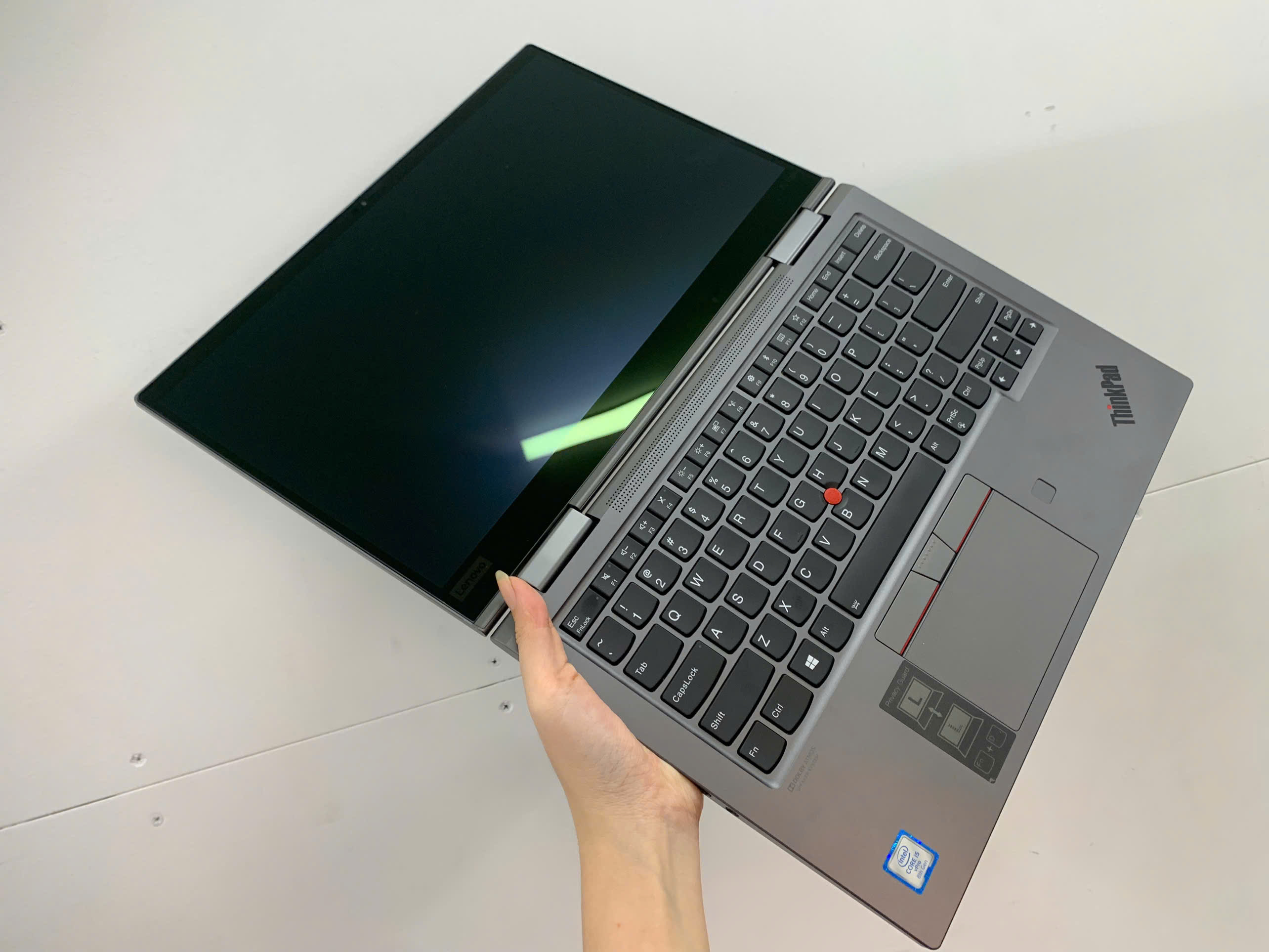 Thinkpad X1 Yoga Gen 4 Kèm Bút