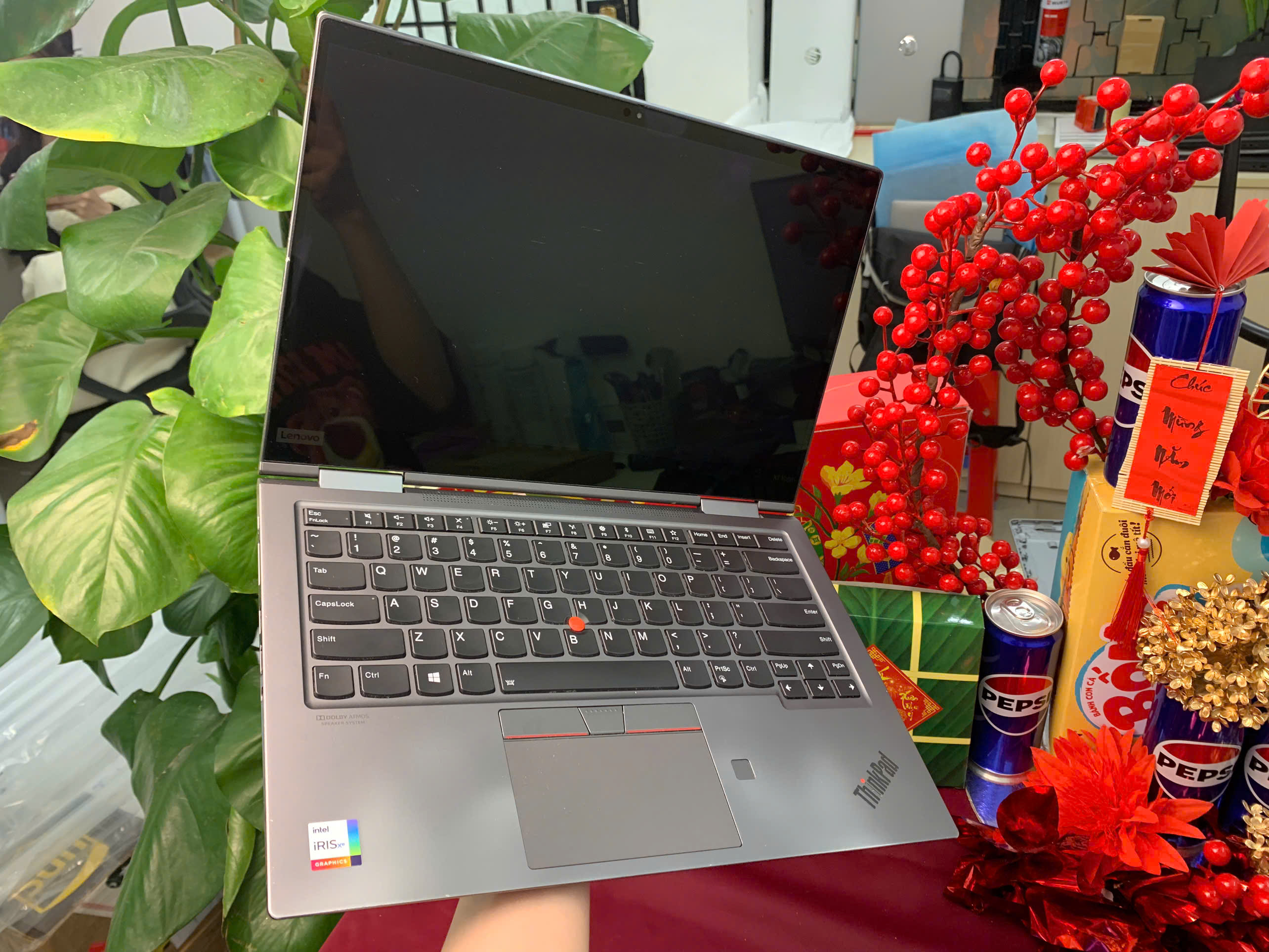 Thinkpad X1 Yoga Gen 4 KÈM BÚT