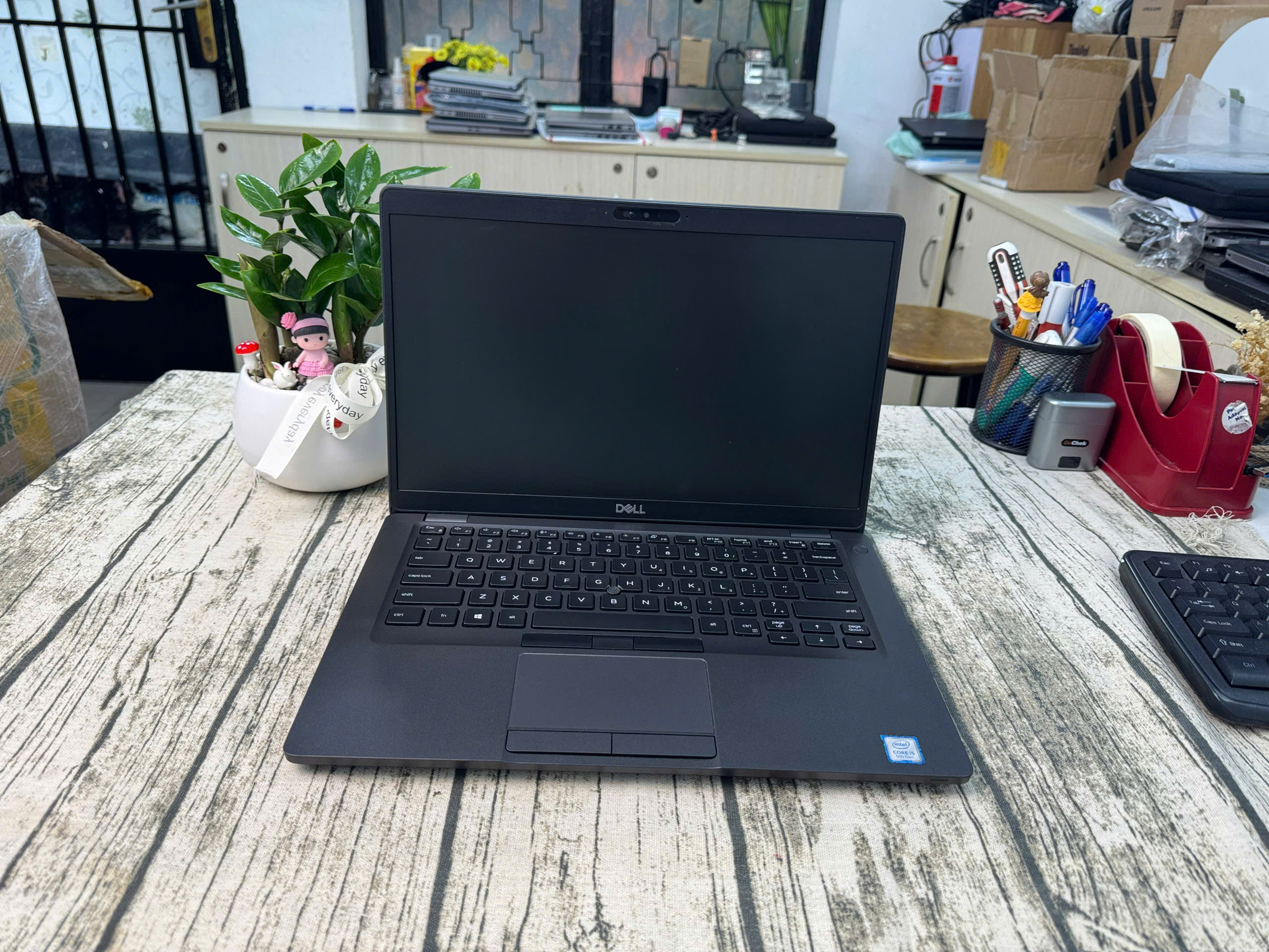 Dell Latitude 5401