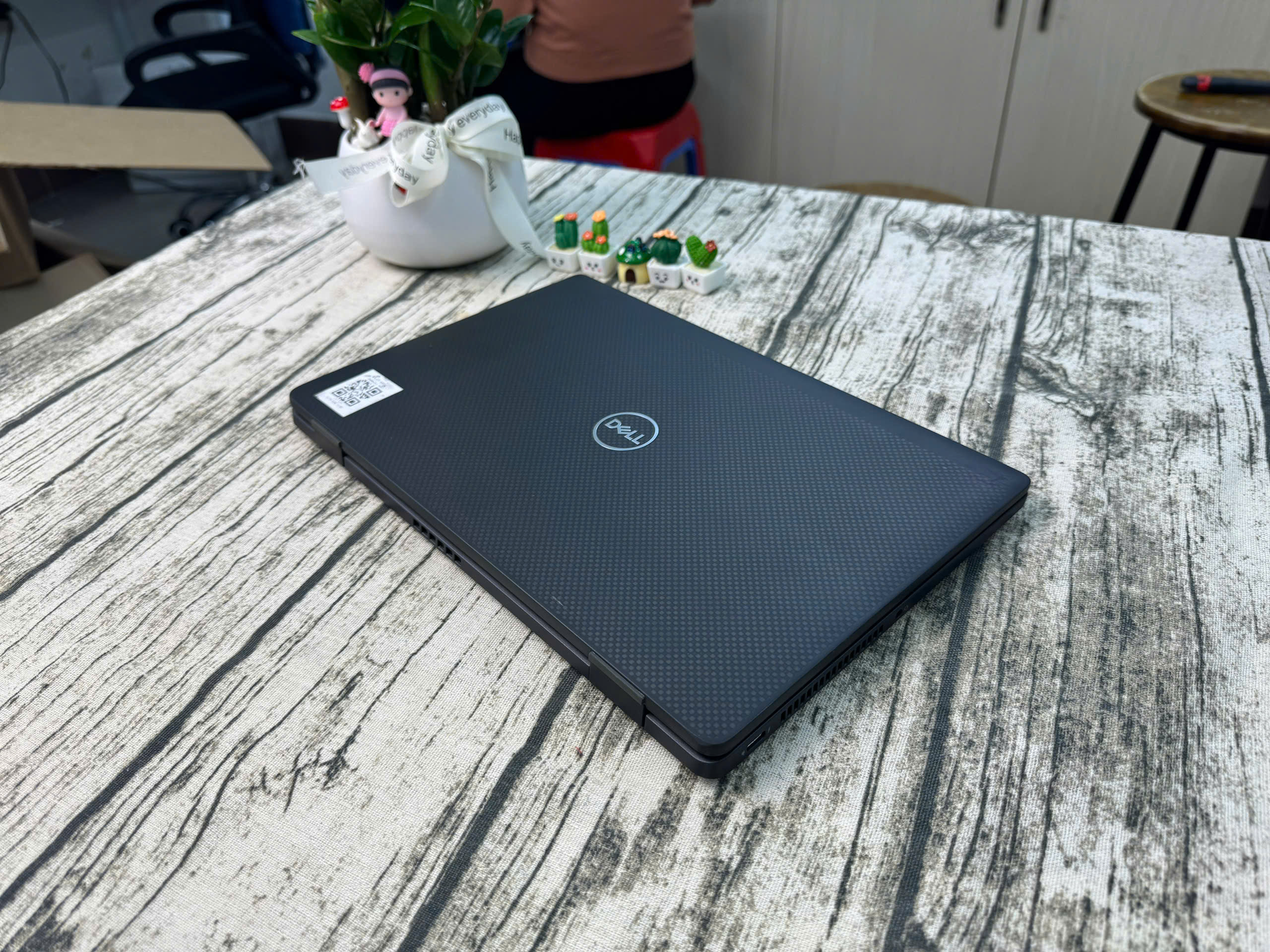 Dell Latitude 7320