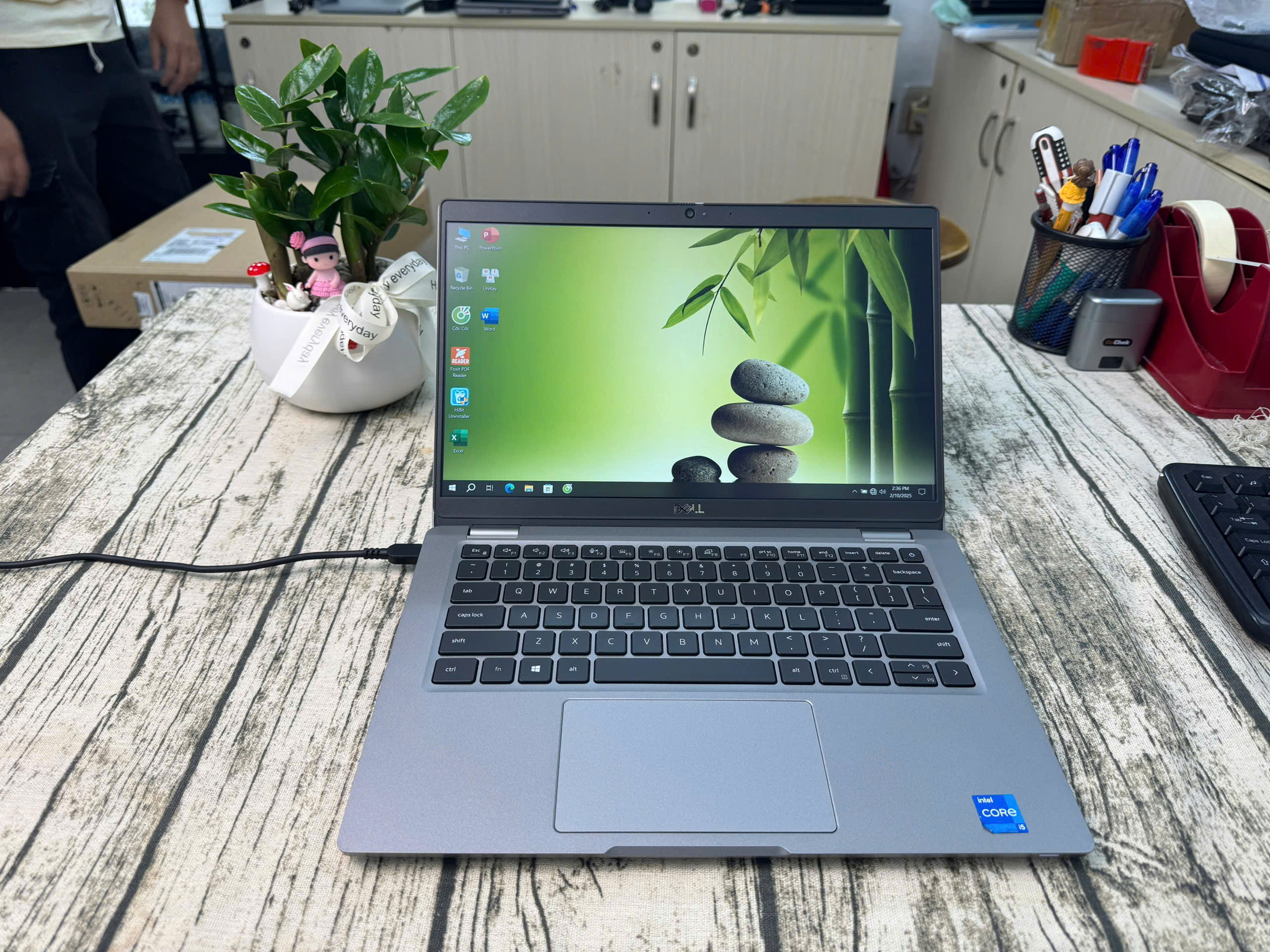 Dell Latitude 5320