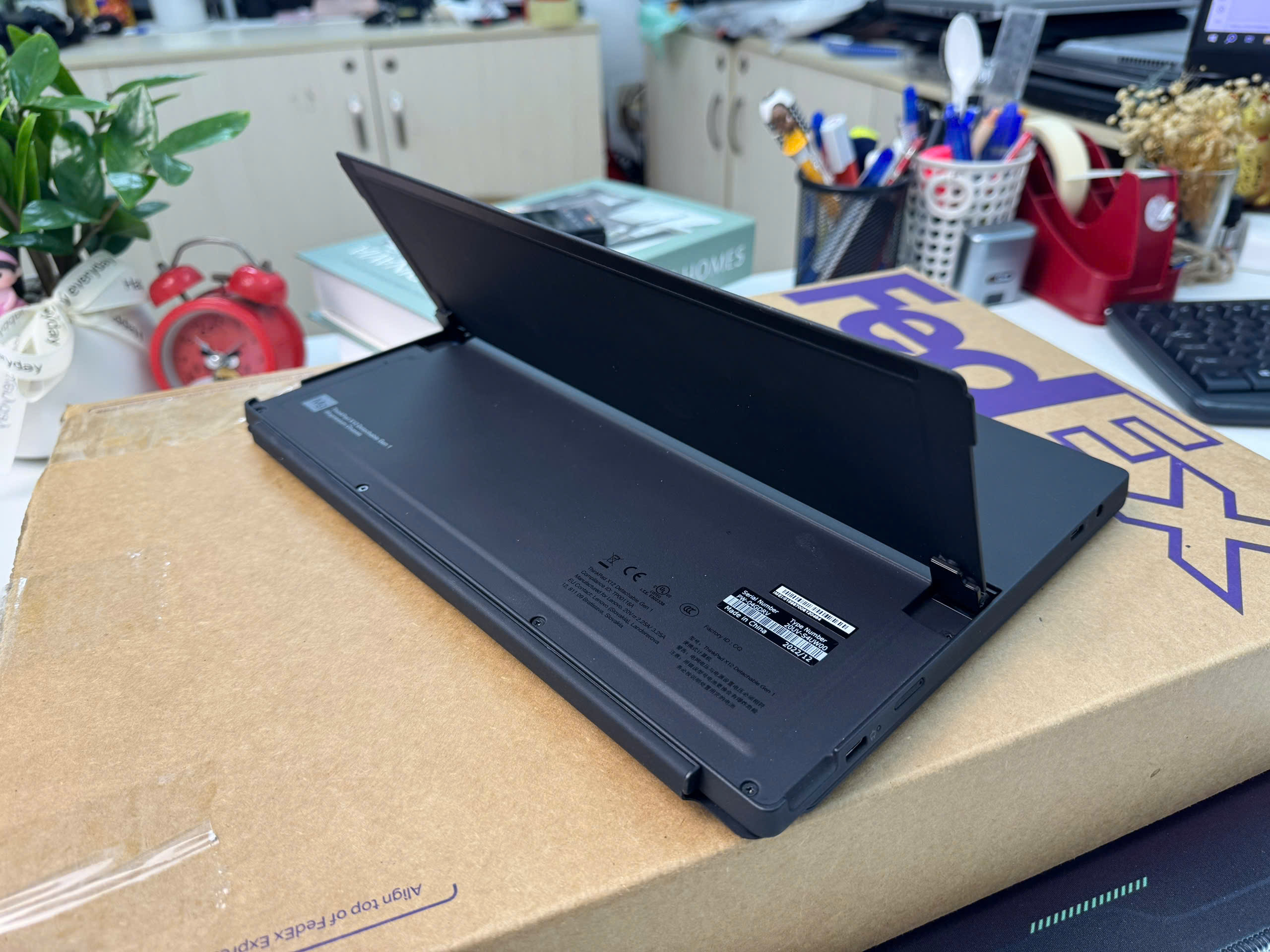 Thinkpad X12 Detachable G1