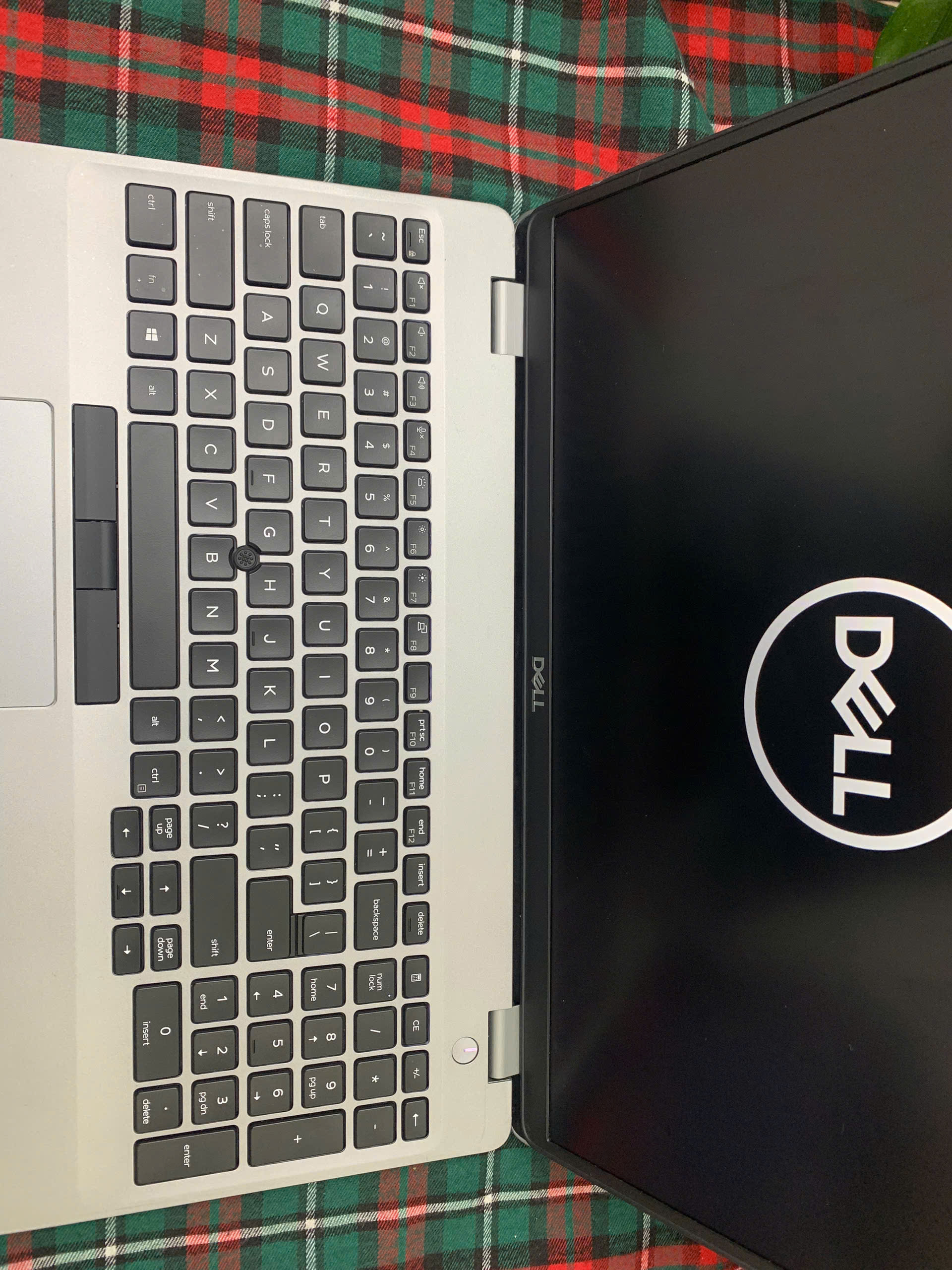 Dell Precision 3551