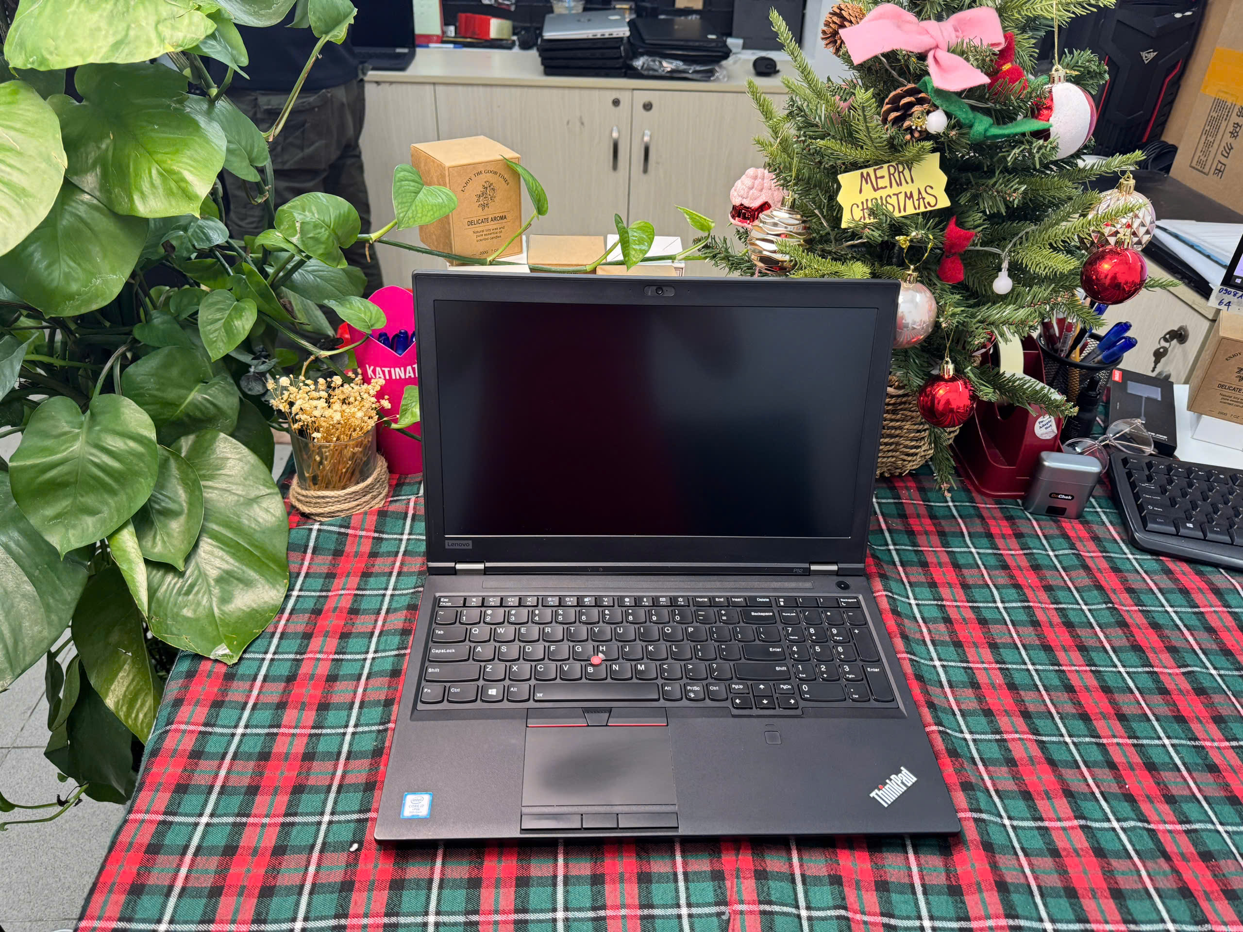 Thinkpad P52