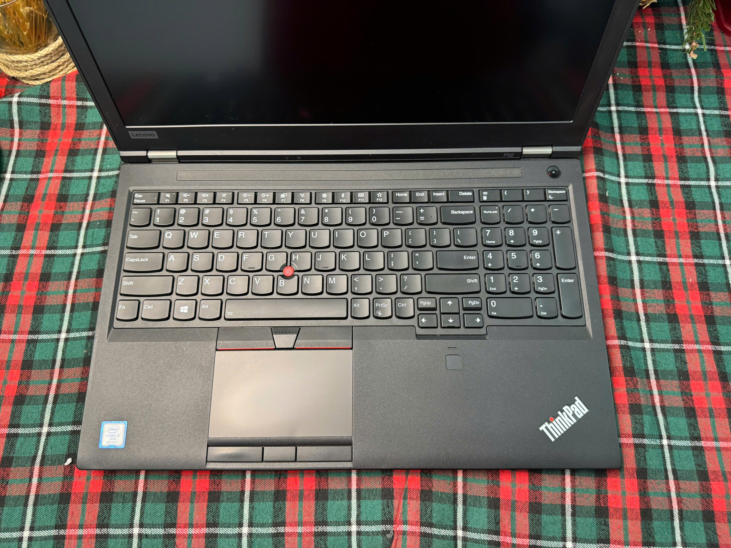 Thinkpad P52