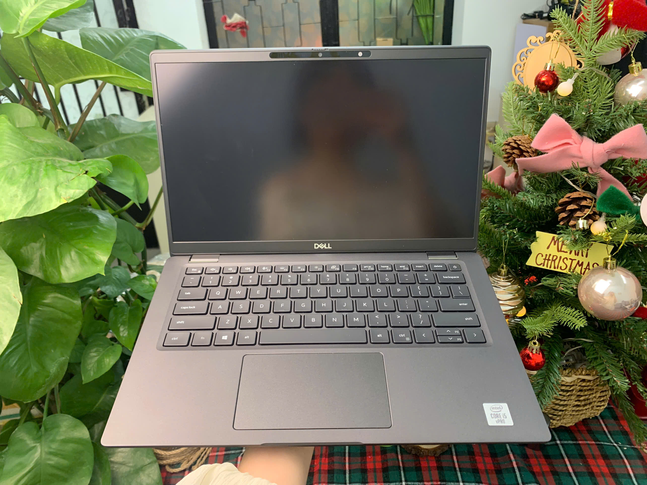 Dell Latitude 7410