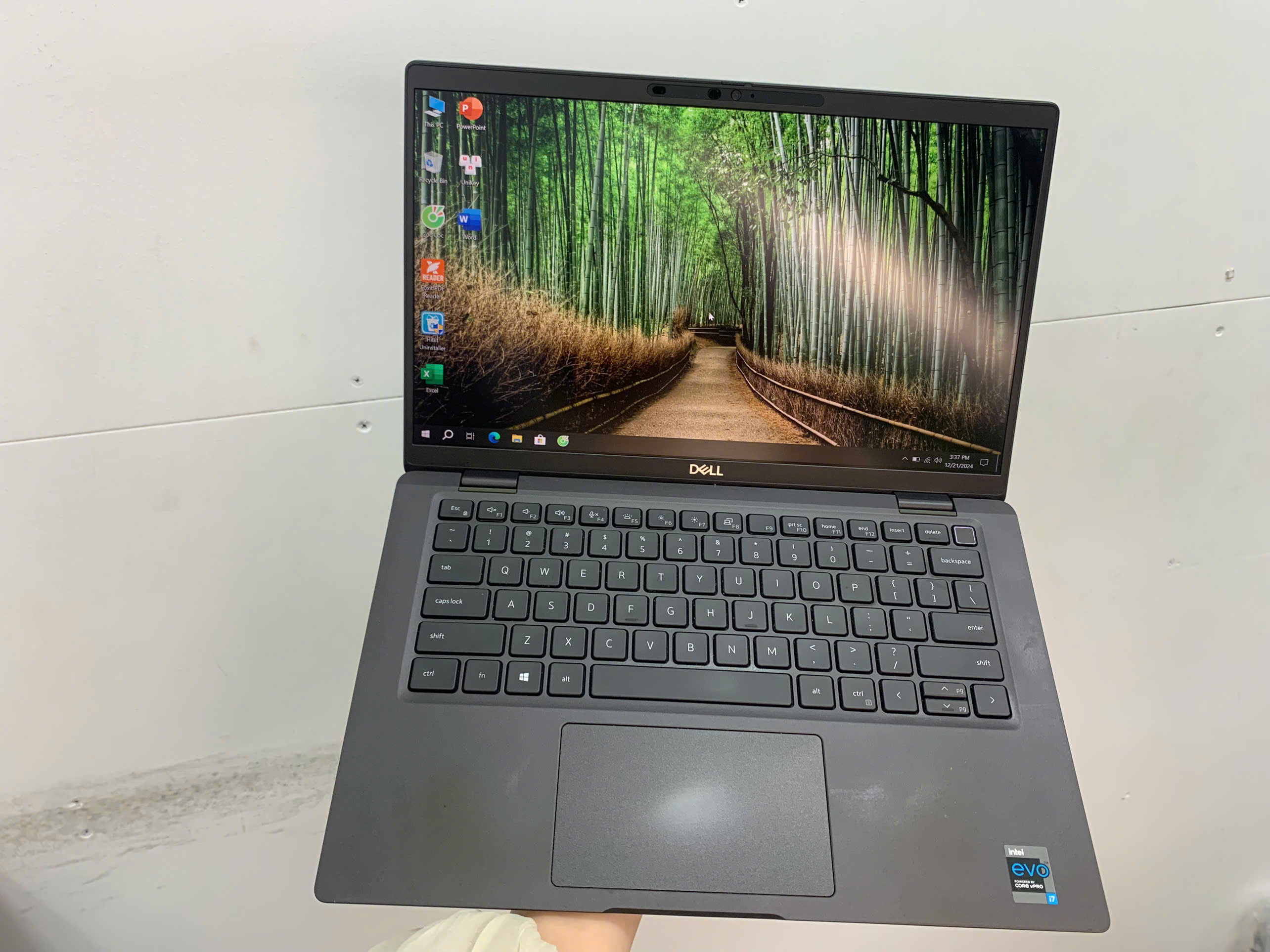 Dell Latitude 7420