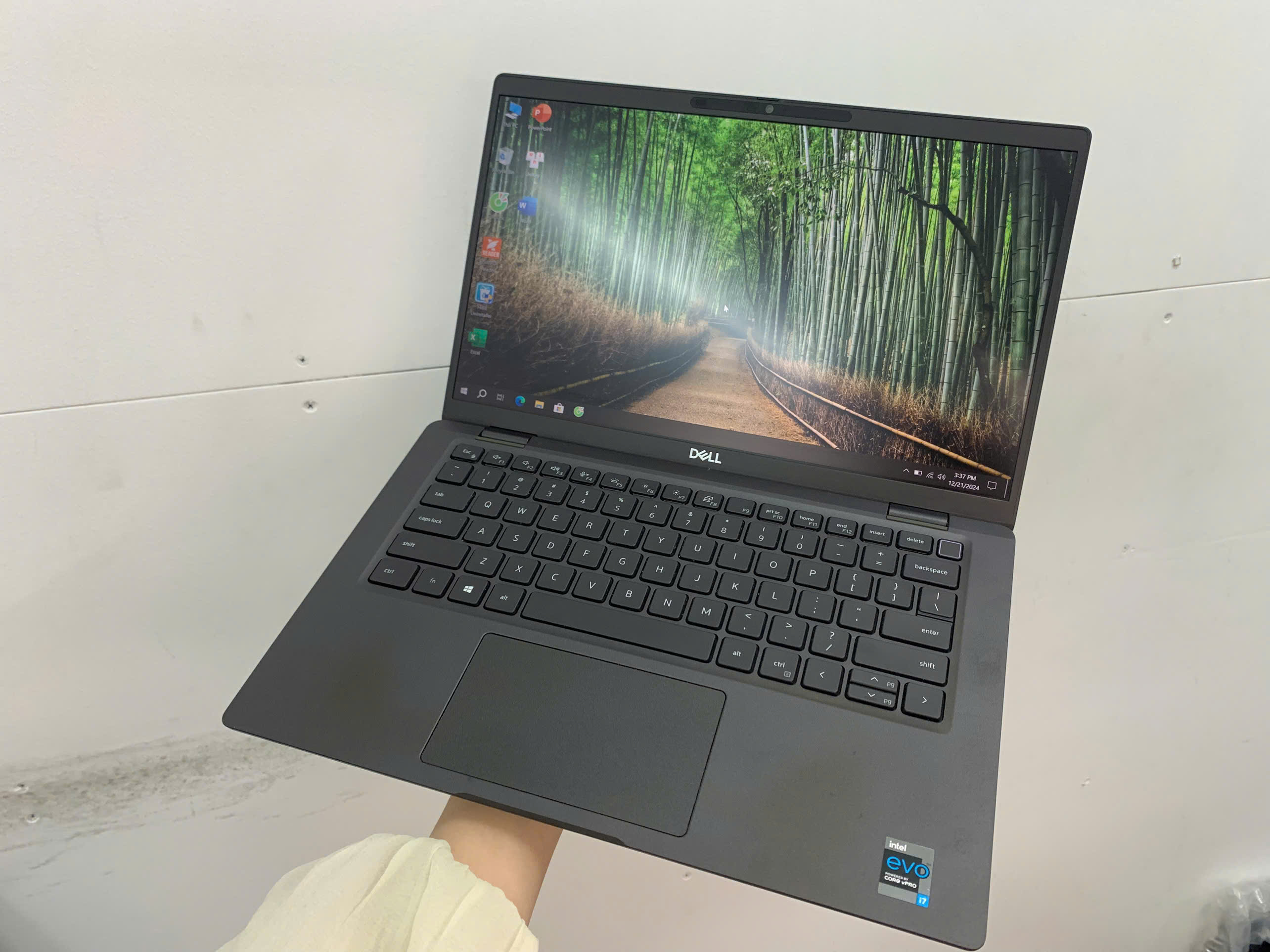 Dell Latitude 7420