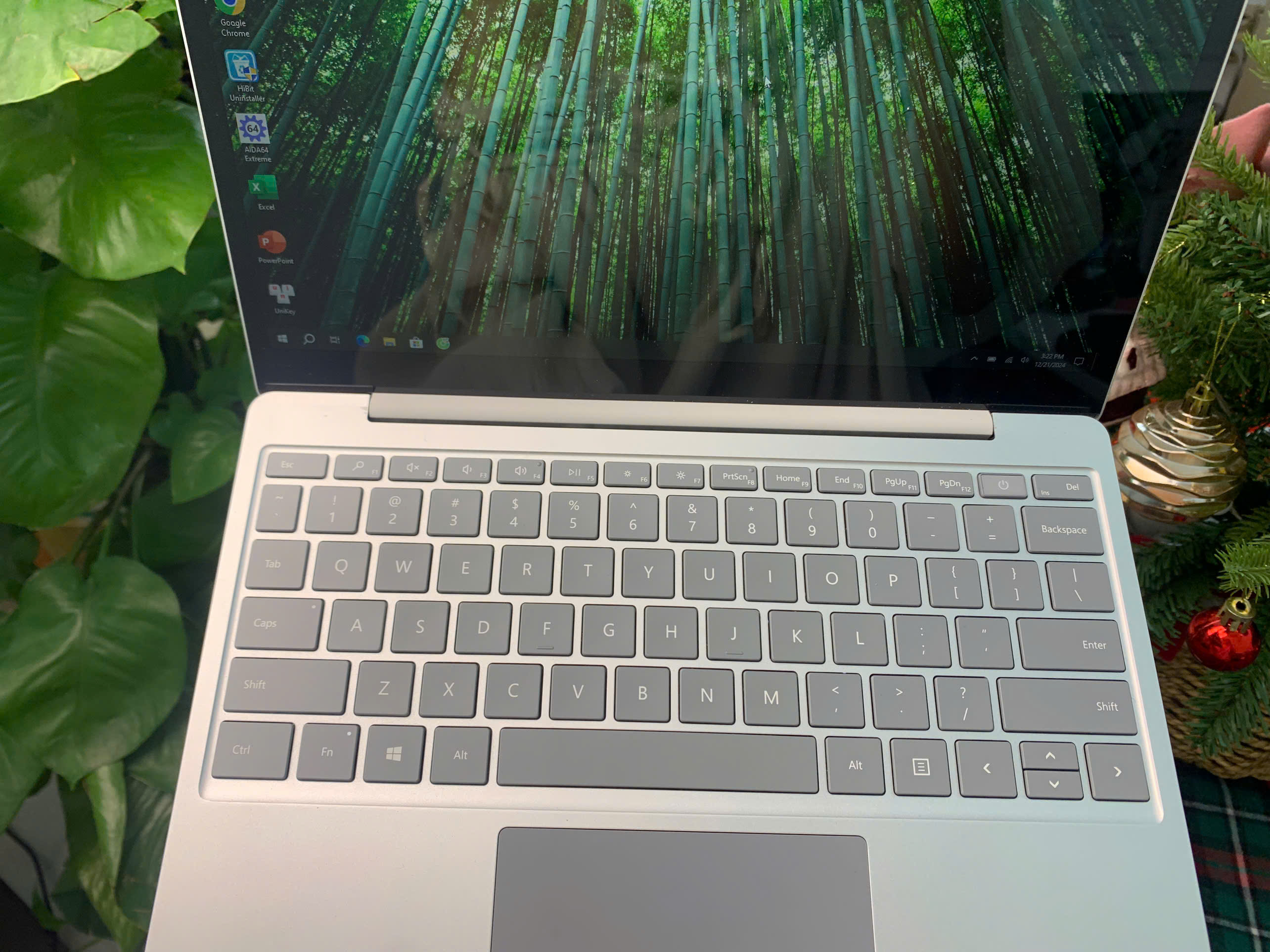 Surface Laptop Go Màu trắng