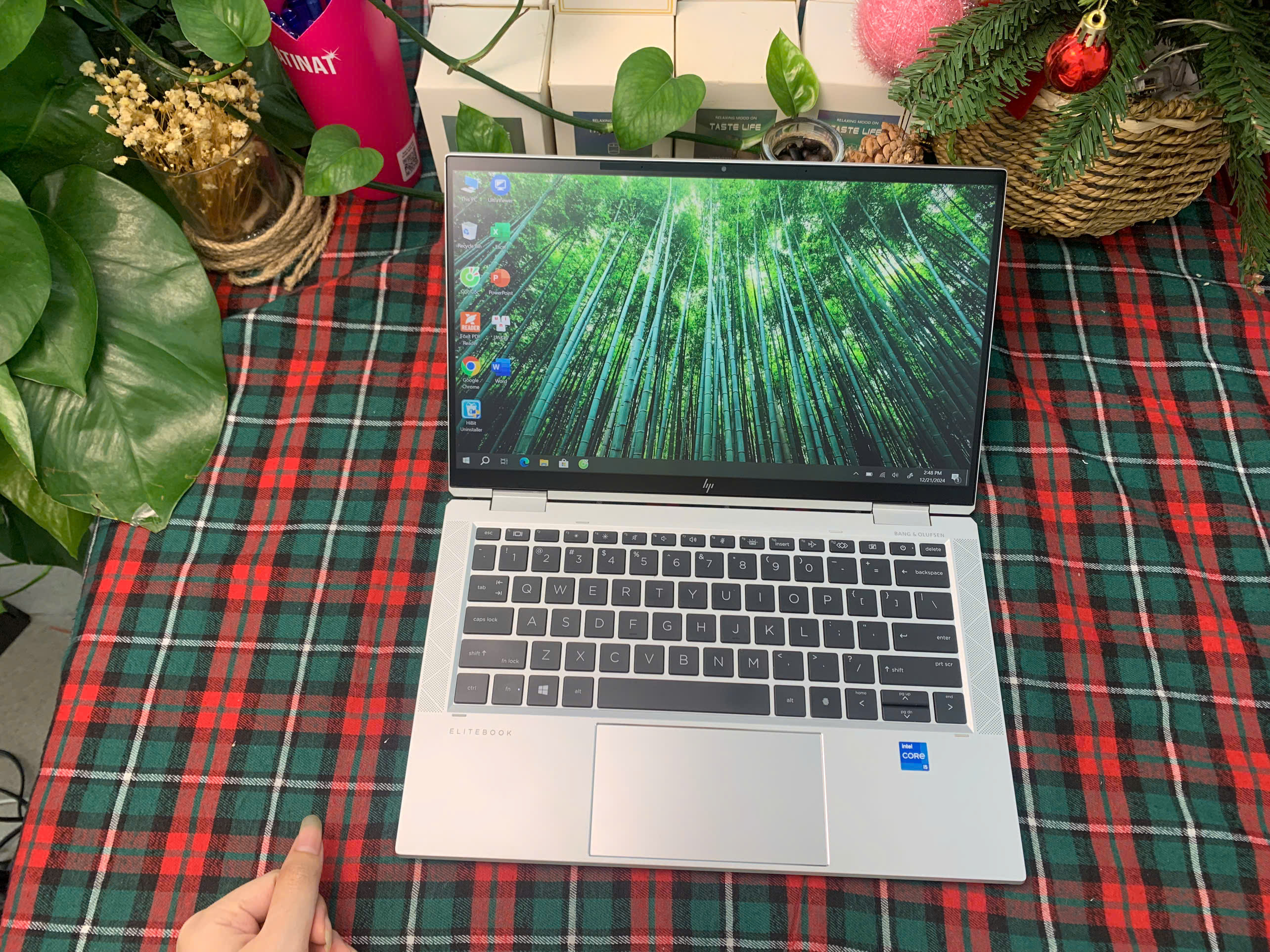 HP Elitebook x360 1030 G8