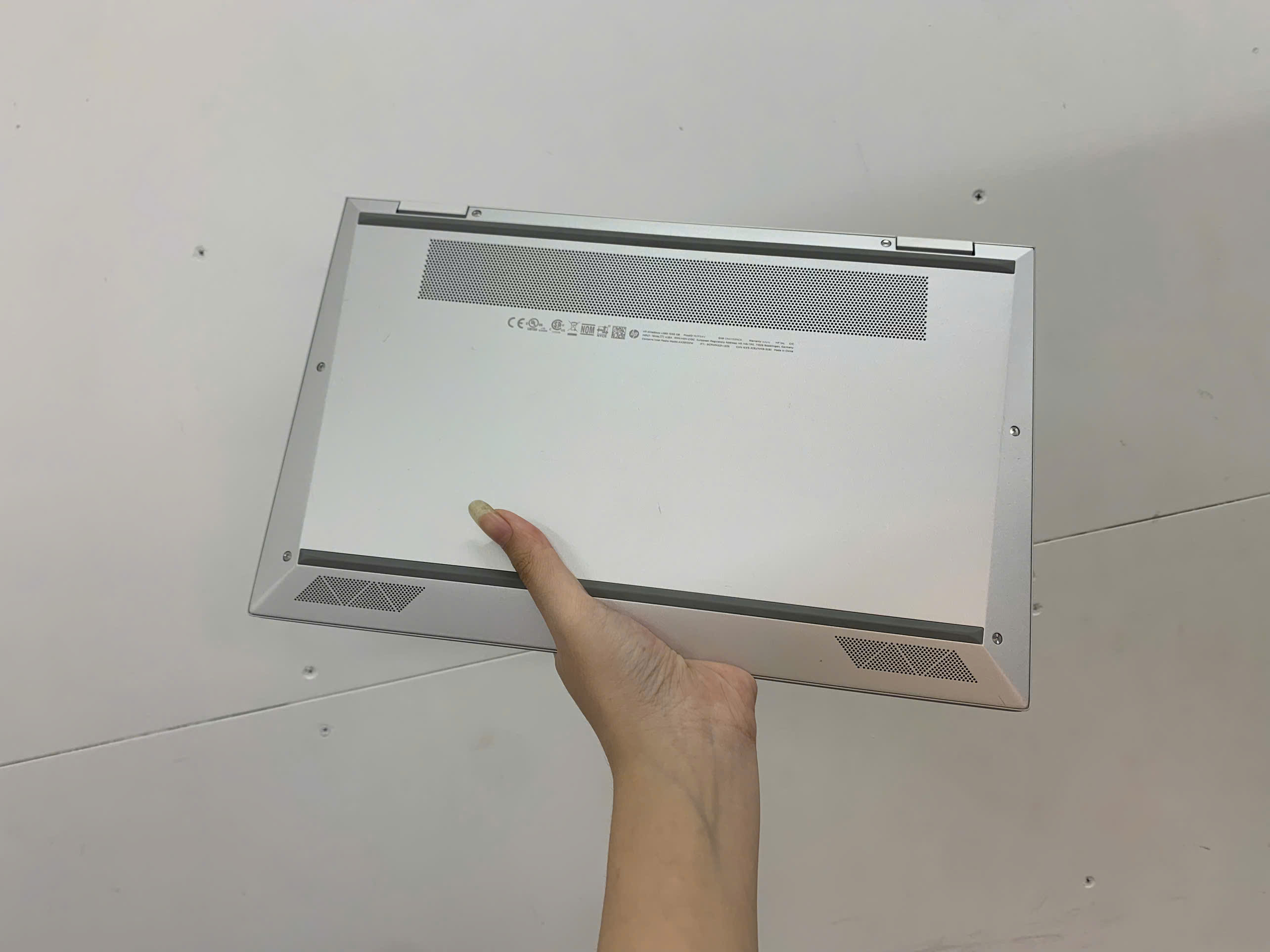 HP Elitebook x360 1030 G8