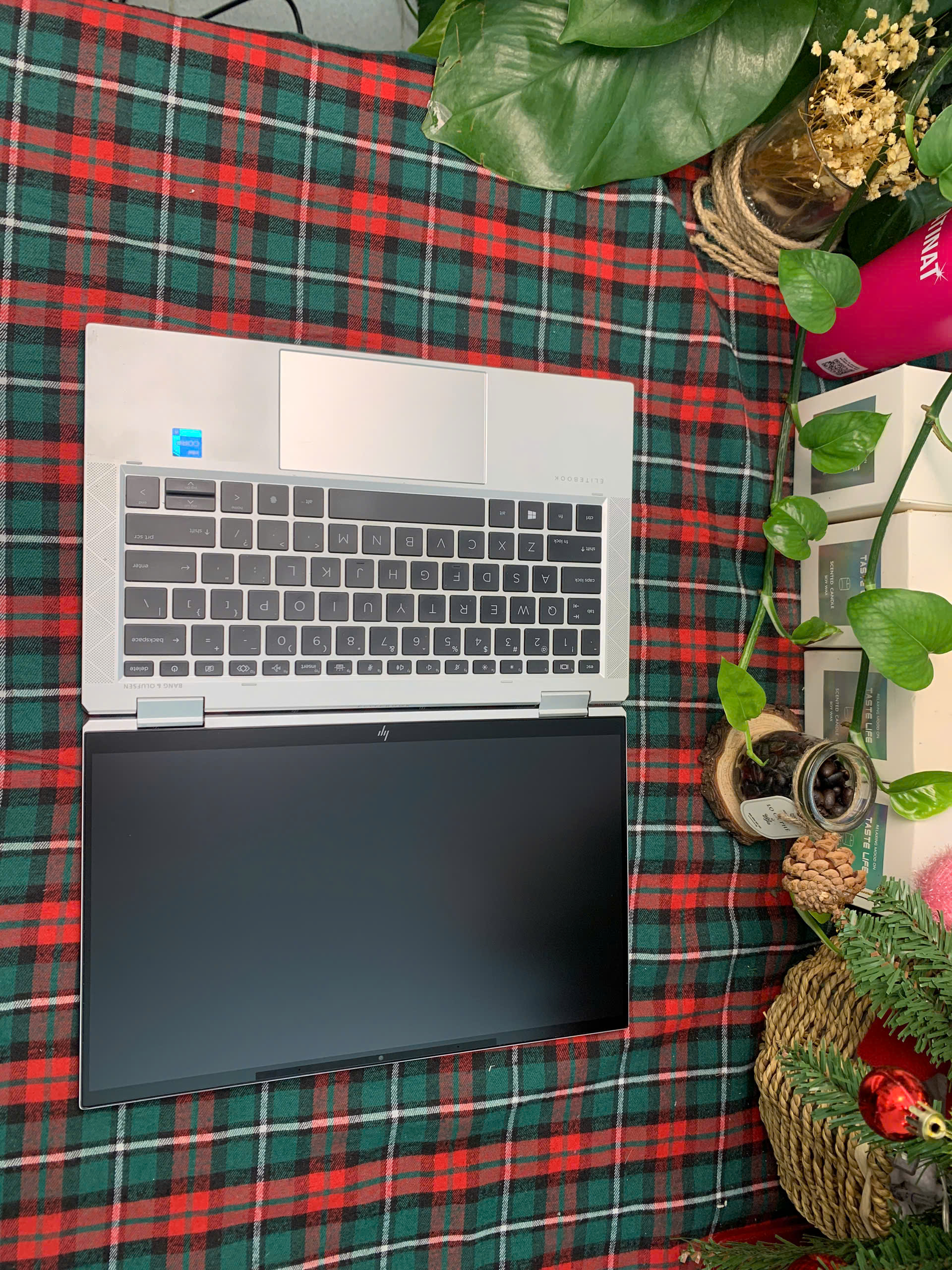 HP Elitebook x360 1030 G8