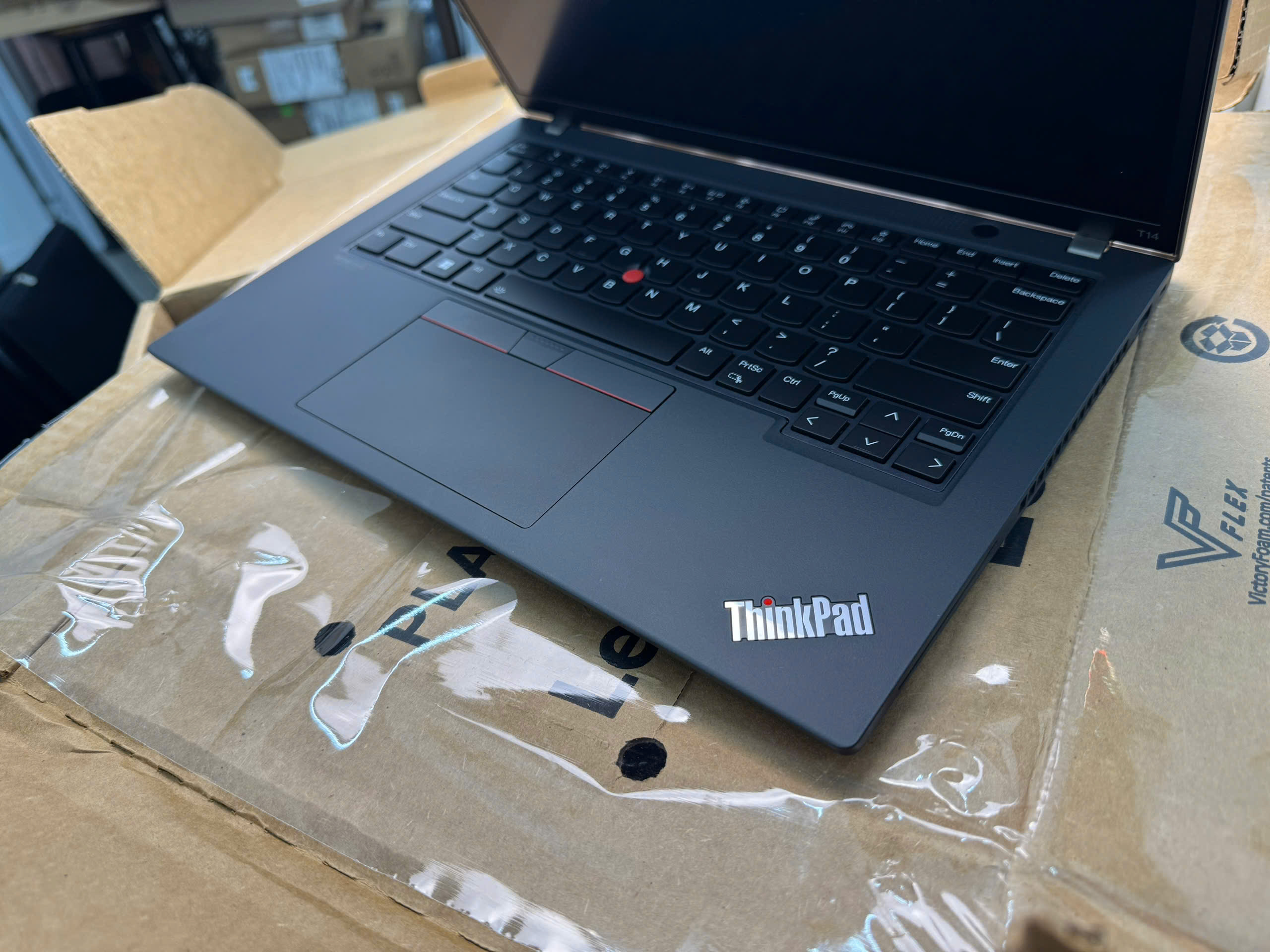 Thinkpad T14 Gen 3 -  BH US 11- 2025