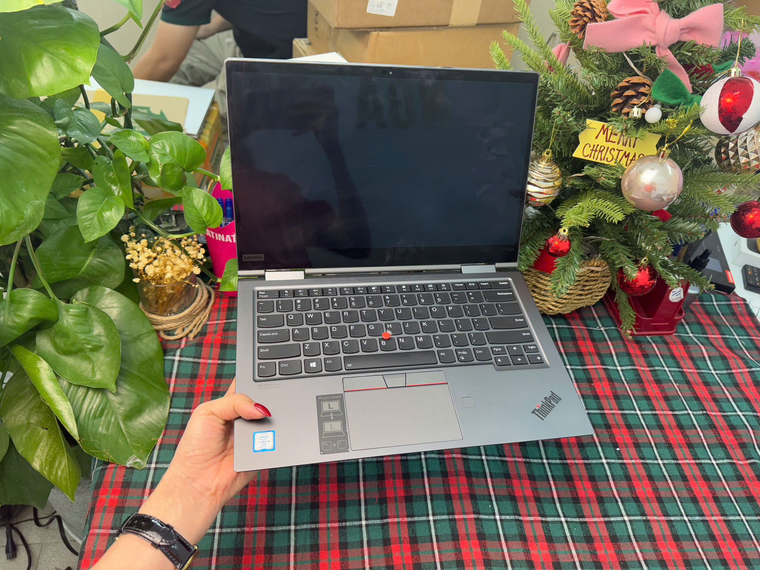 Thinkpad X1 Yoga Gen 4 Kèm Bút