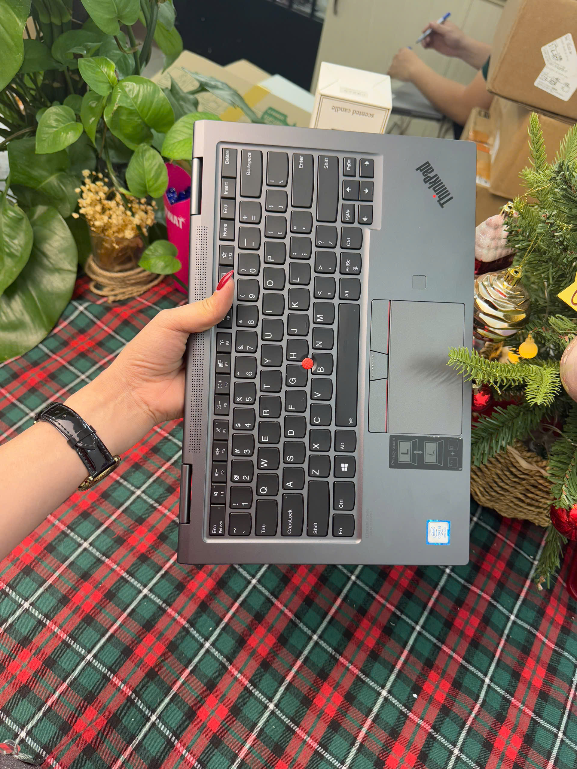 Thinkpad X1 Yoga Gen 4 Kèm Bút