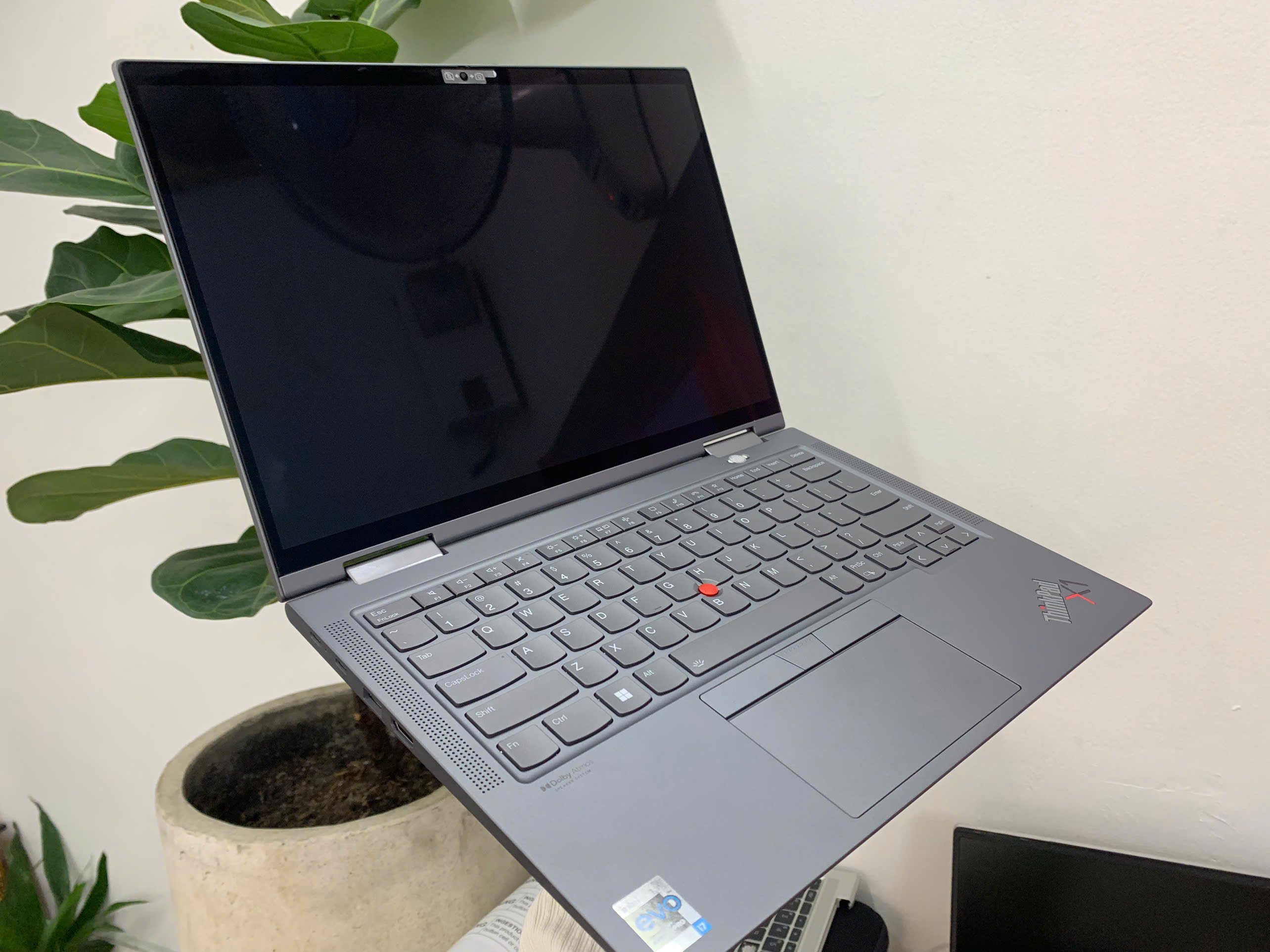 Thinkpad X1 Yoga Gen 6 KÈM PEN - BH US 12.2025