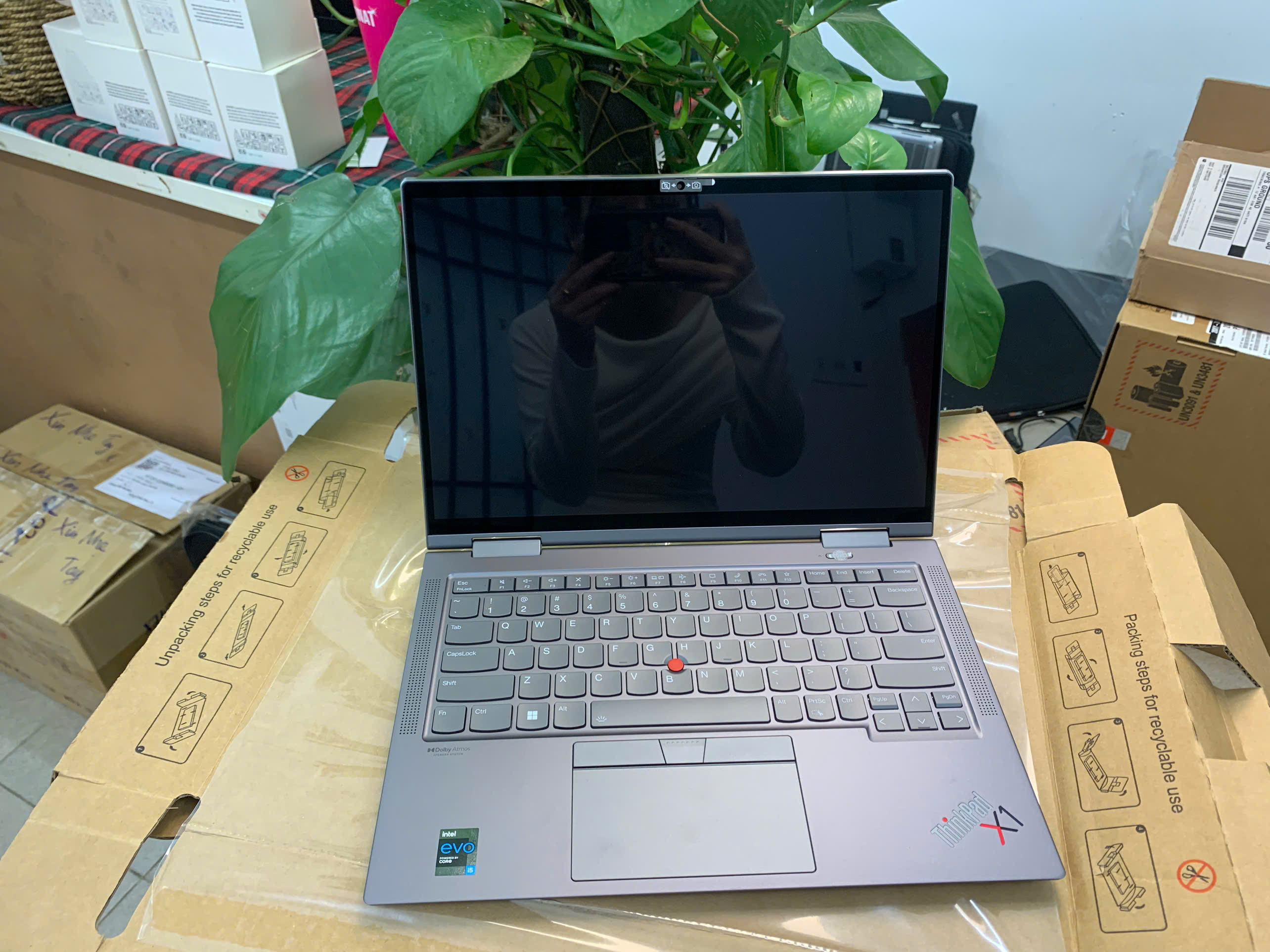 Thinkpad X1 Yoga Gen 6 KÈM PEN - BH US 11.2025