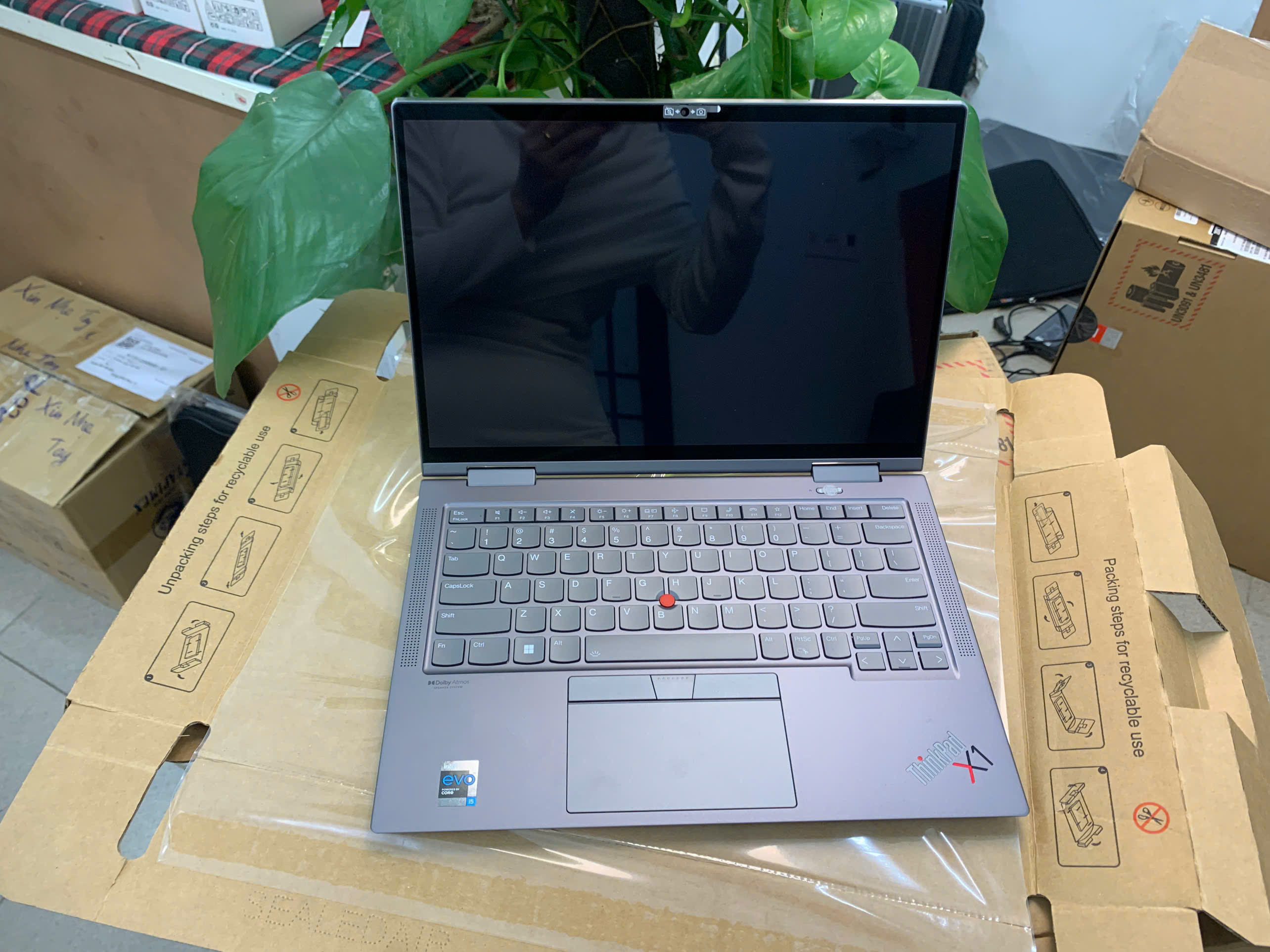 Thinkpad X1 Yoga Gen 6 KÈM PEN - BH US 11.2025