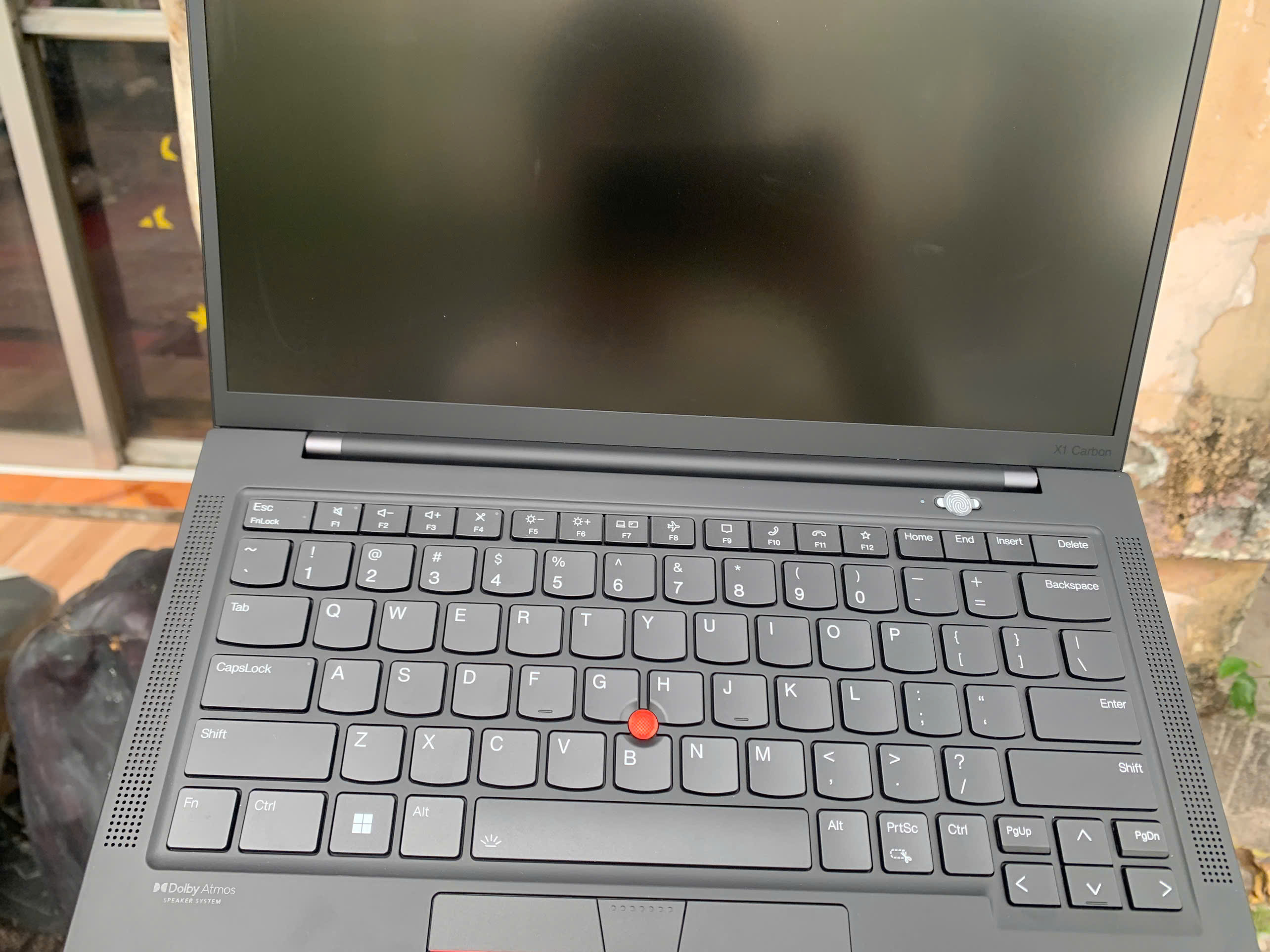 Thinkpad X1 Carbon Gen 10 - BH US 12.2025