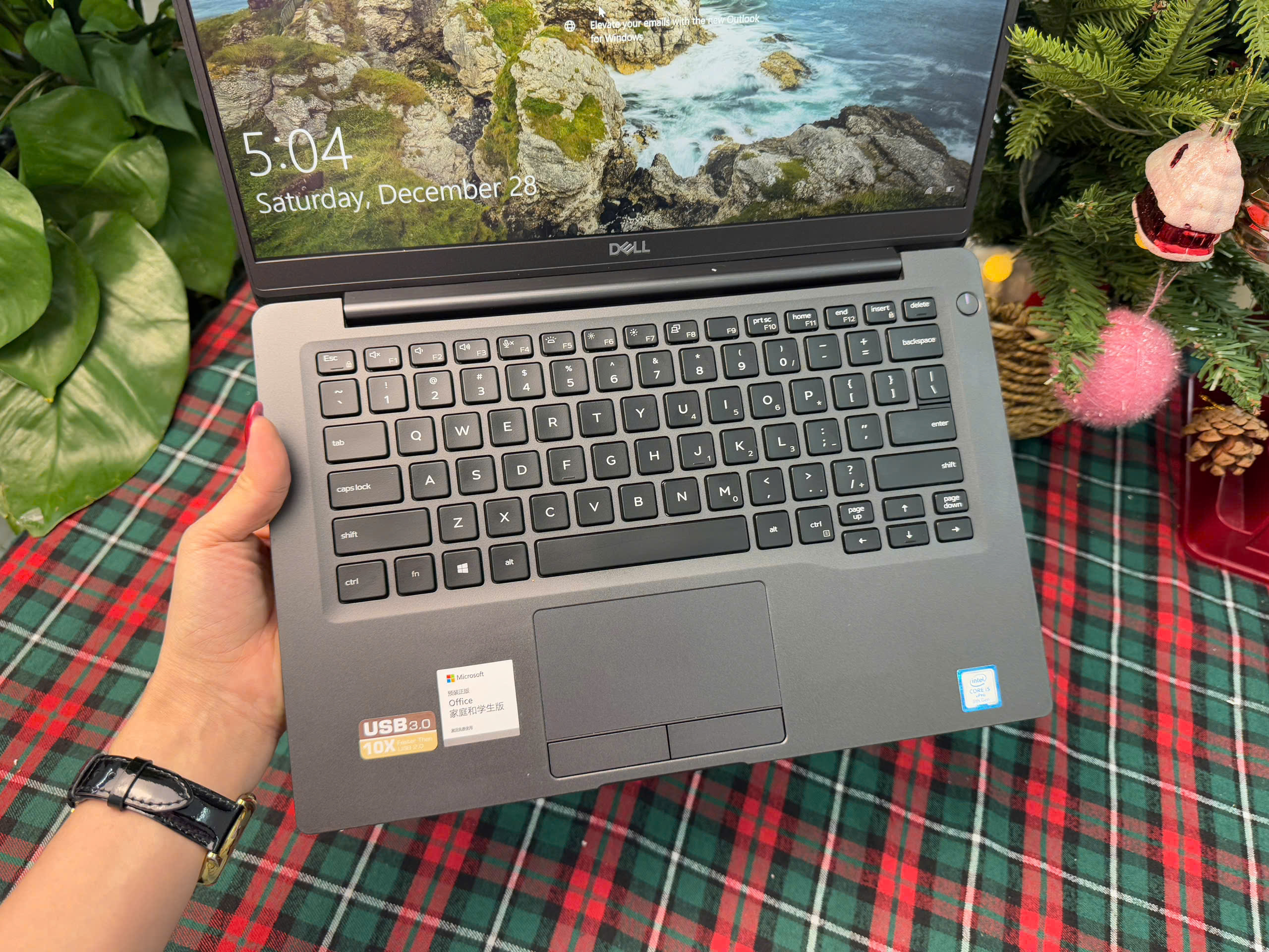 🌻Dell Latitude 7400