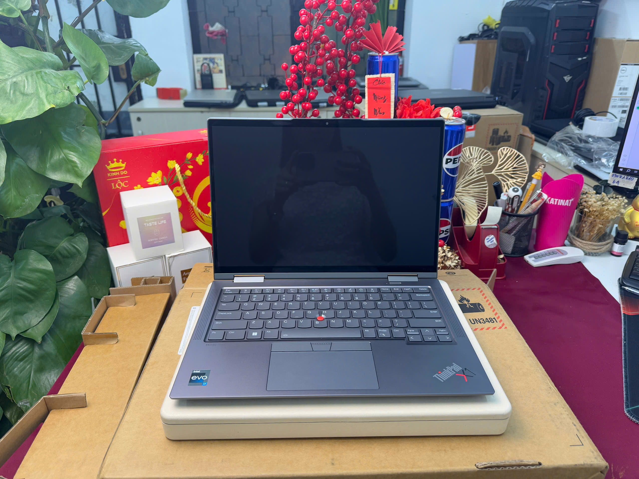 Thinkpad X1 Yoga Gen 8 - BH US 12-2025