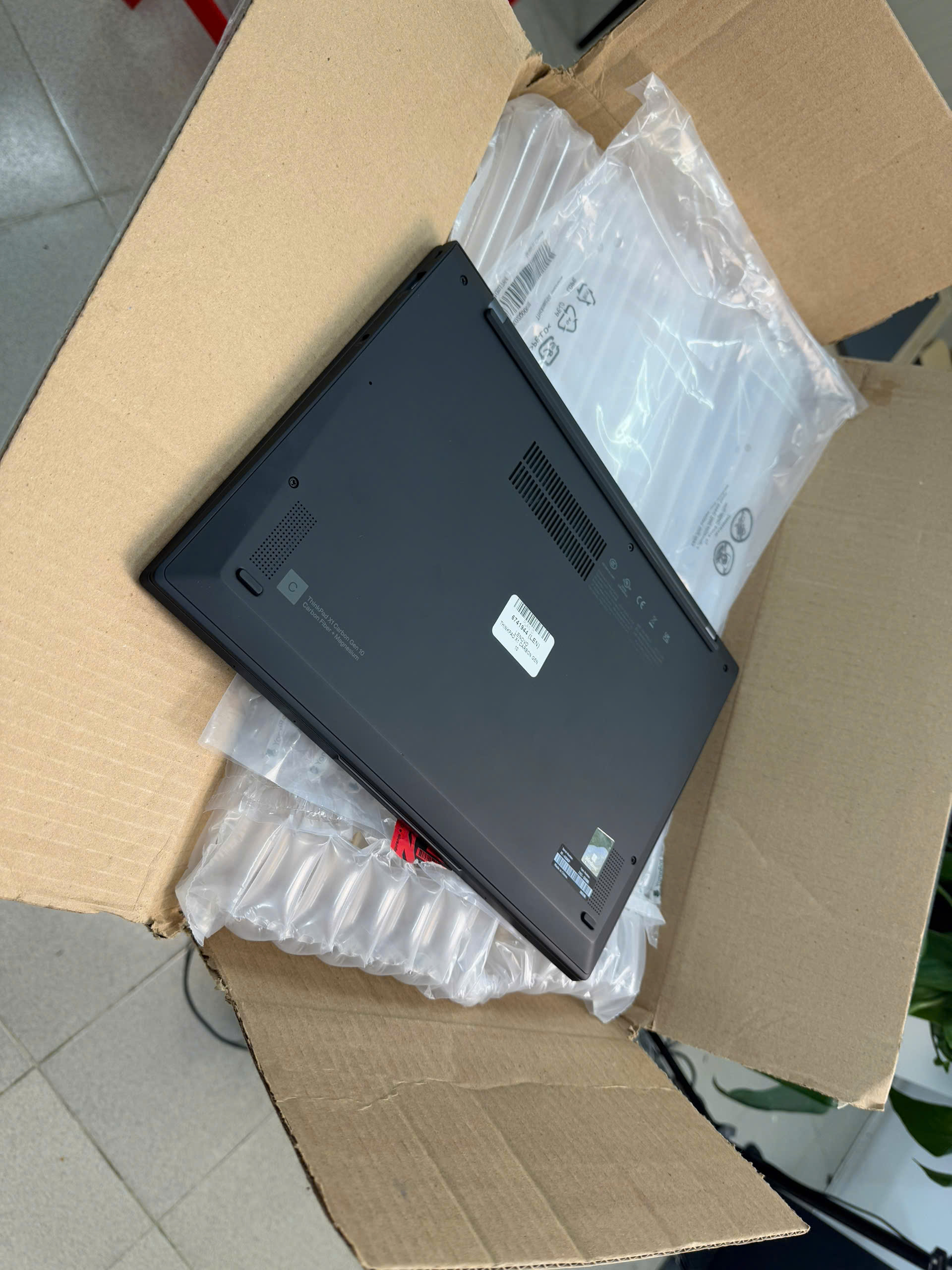 Thinkpad X1 Carbon Gen 10