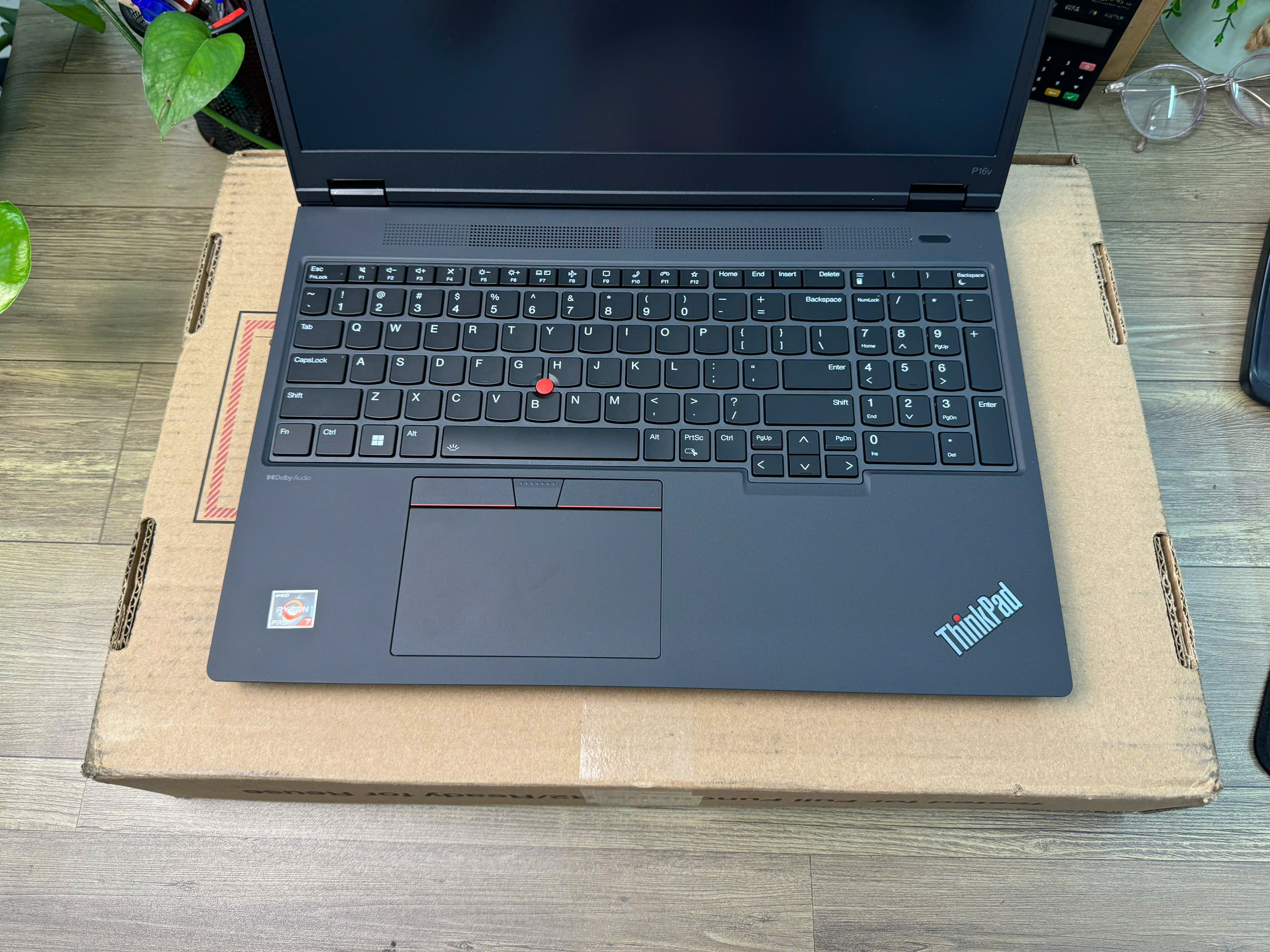 Thinkpad P16v Gen 1