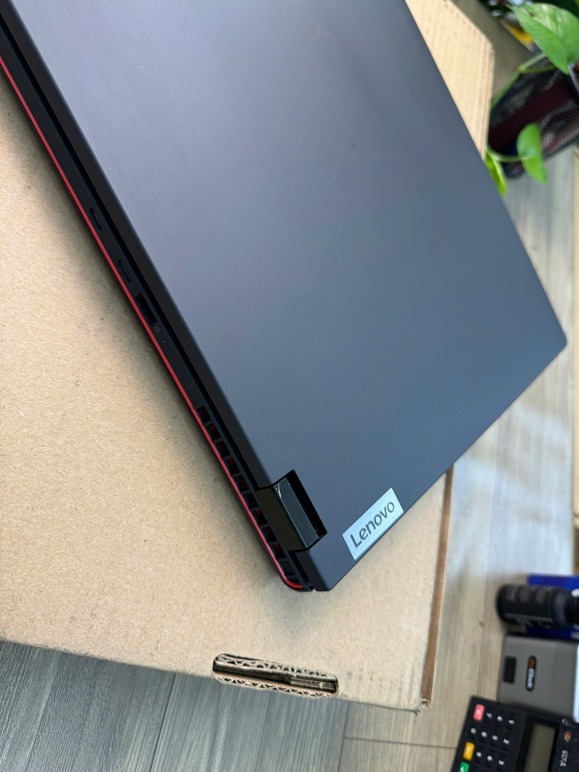 Thinkpad P16v Gen 1