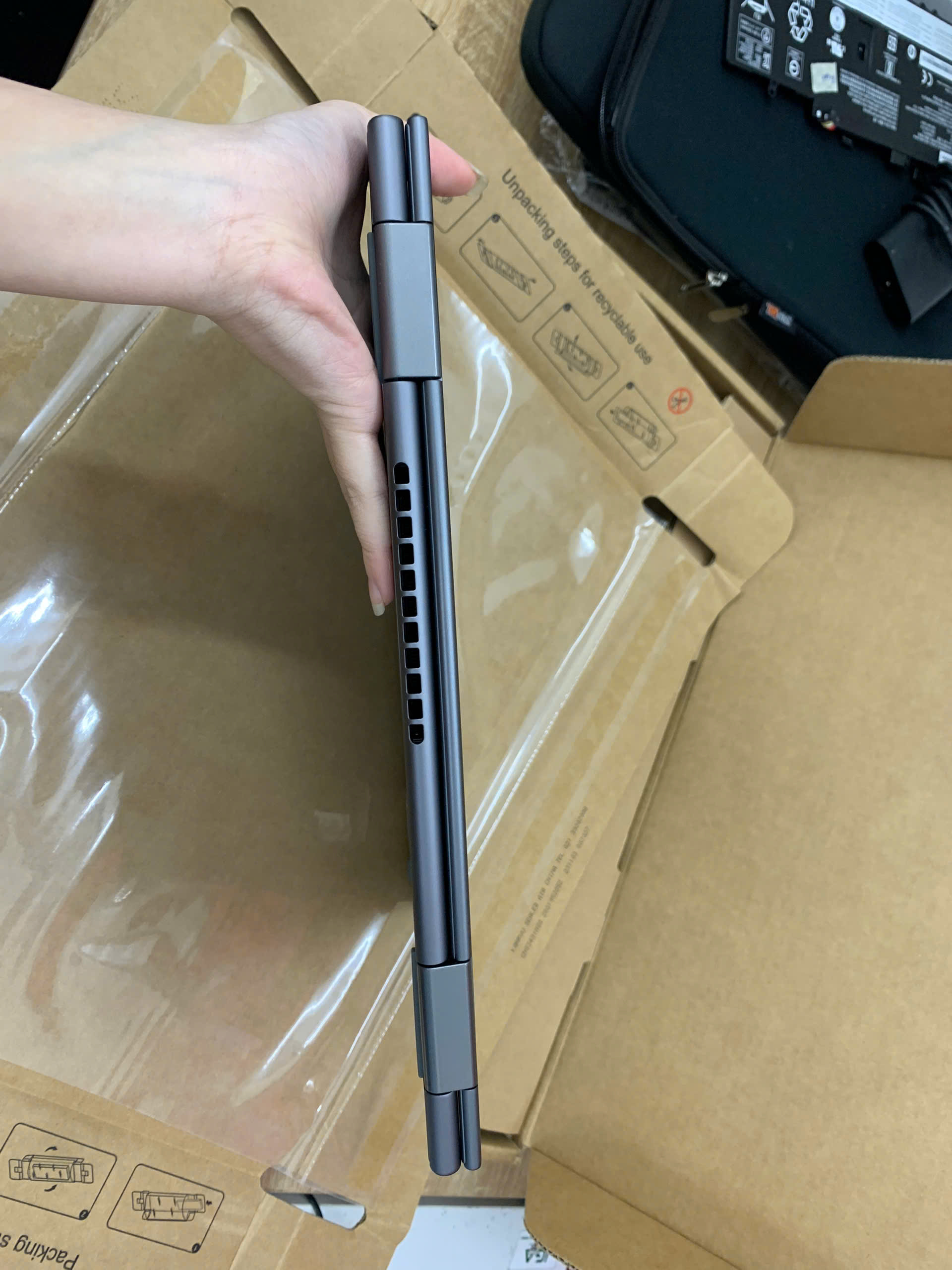 Thinkpad X1 Yoga G6 Kèm Pen