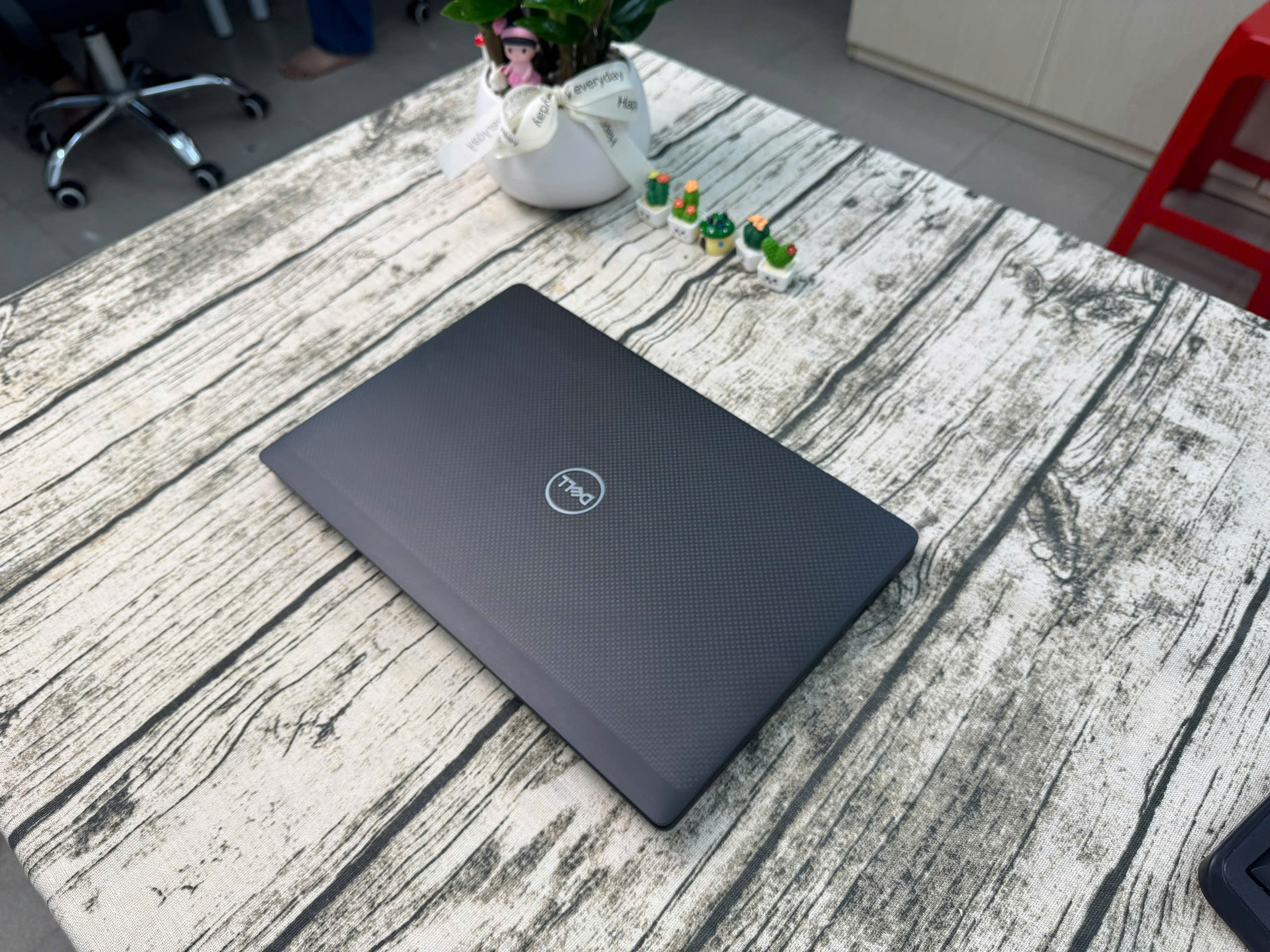 Dell Latitude 7320