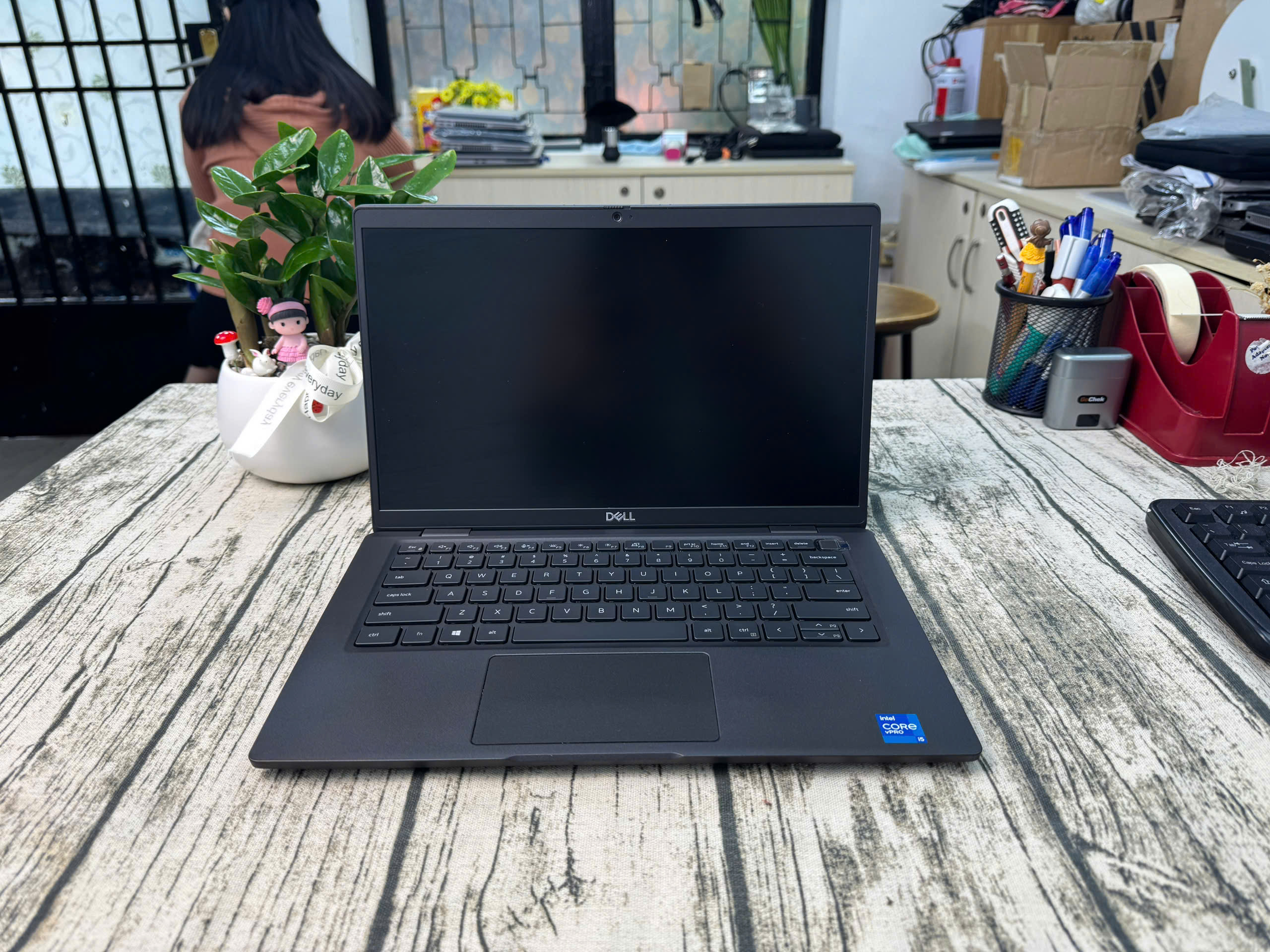 Dell Latitude 7320