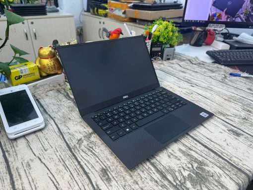 Dell XPS 7390