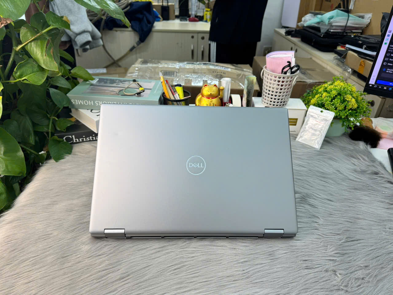 z7087003190478_4264d9095e0898d0a9c1d56f7eef3594